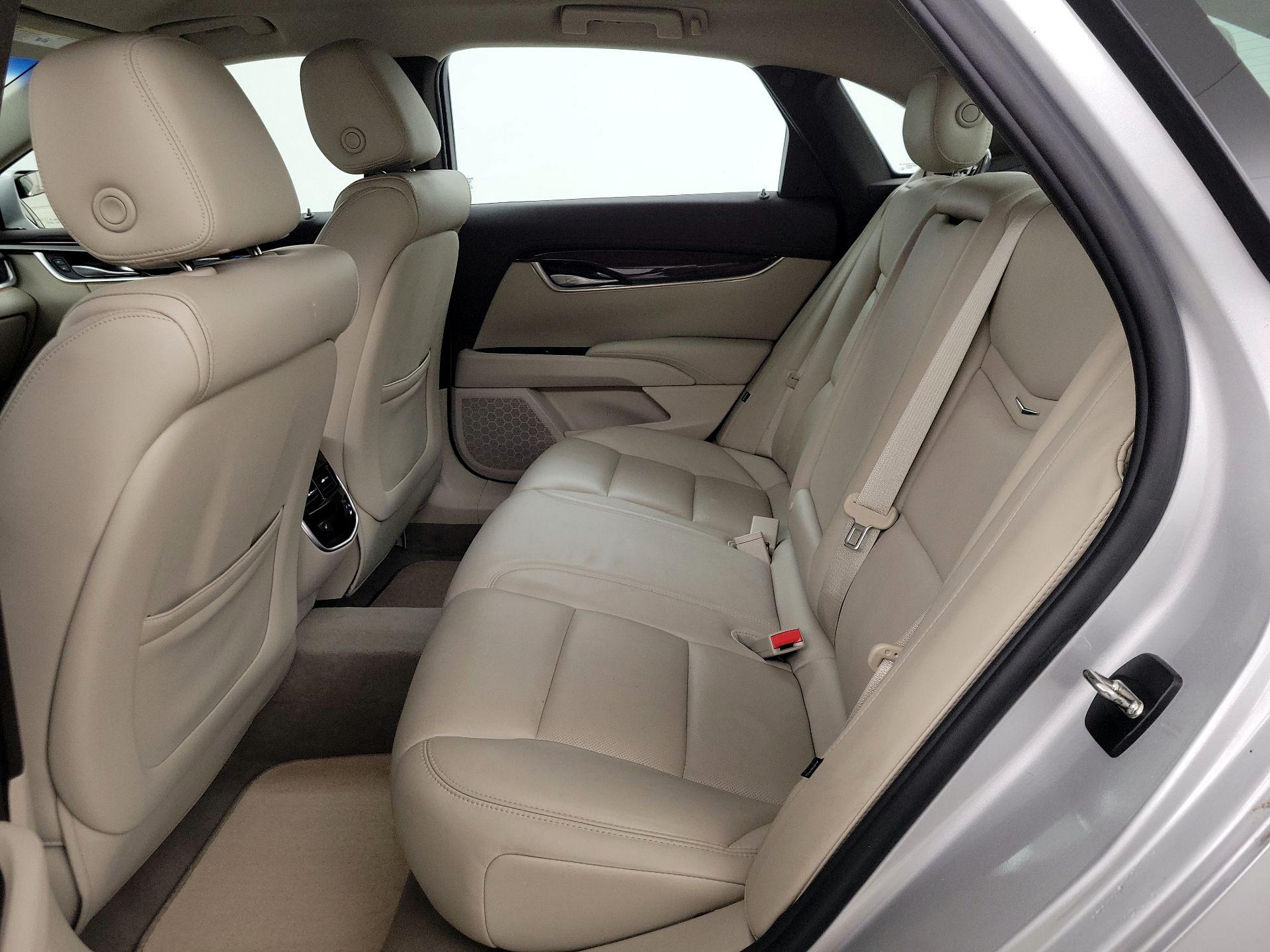 Thumbnail: 2015 Cadillac XTS - 20