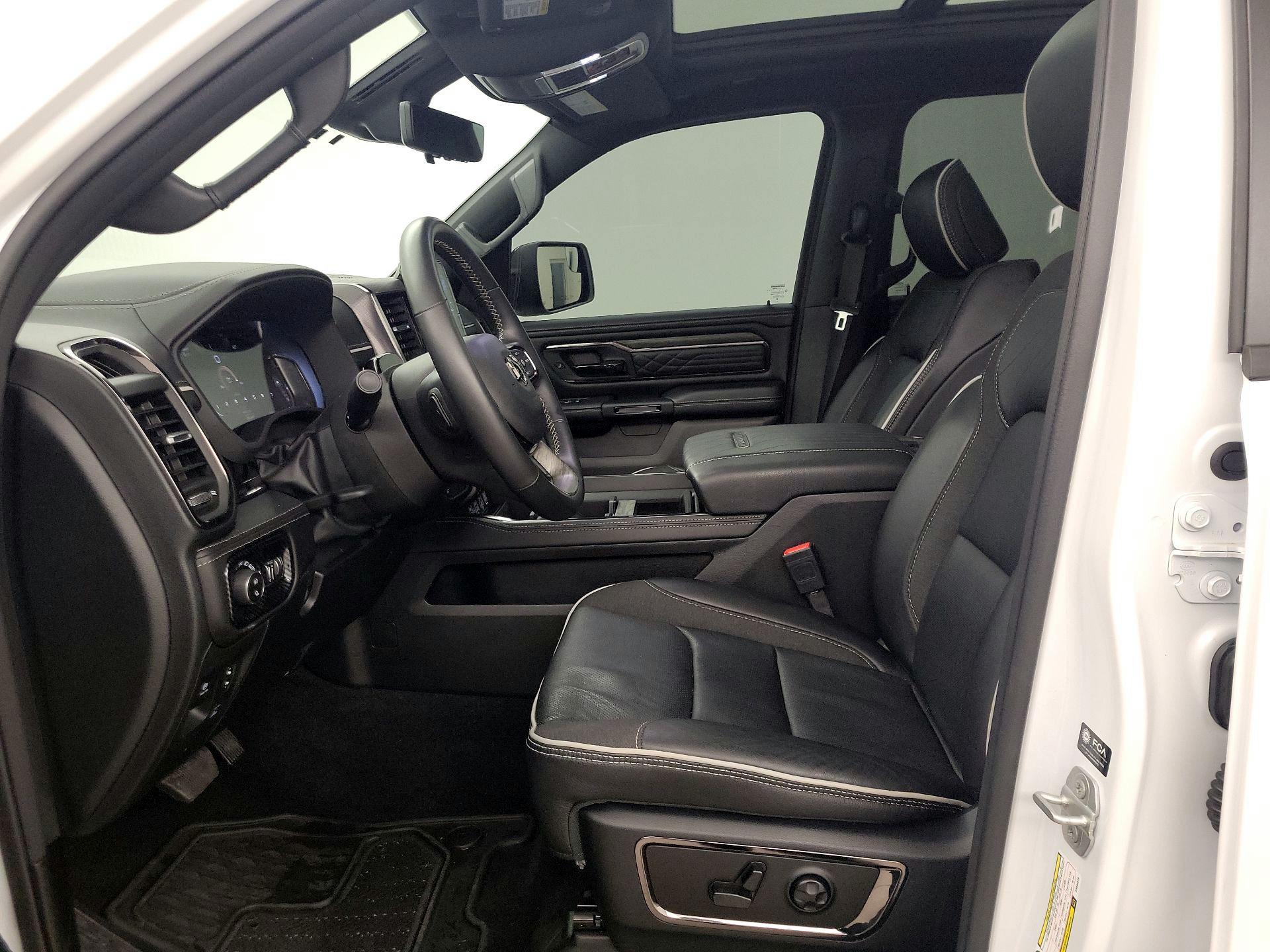 Thumbnail: 2025 RAM 1500 - 11