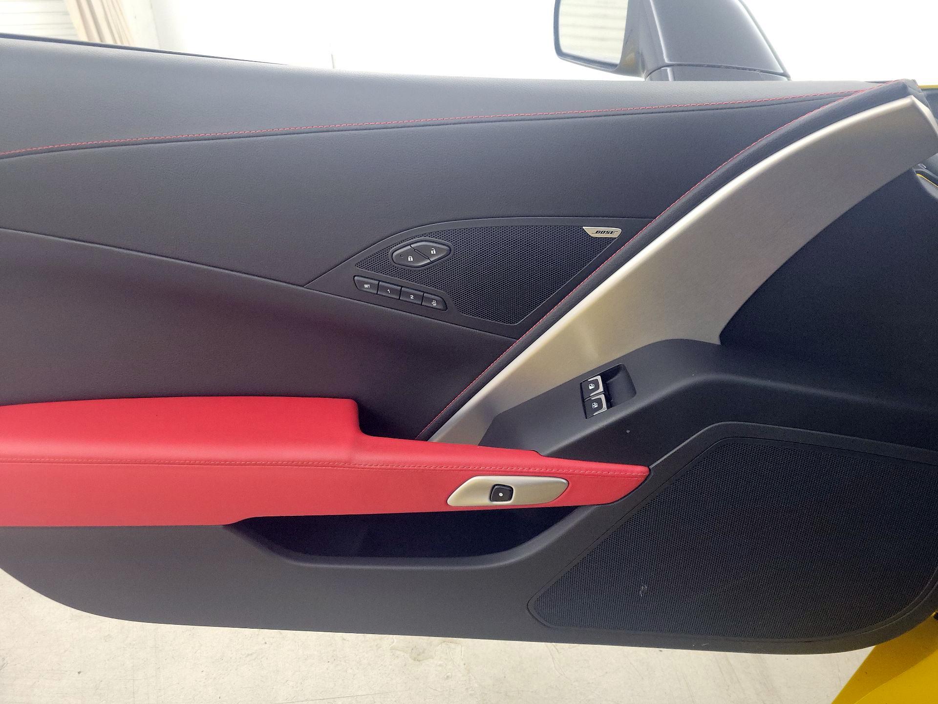 Thumbnail: 2015 Chevrolet Corvette - 12
