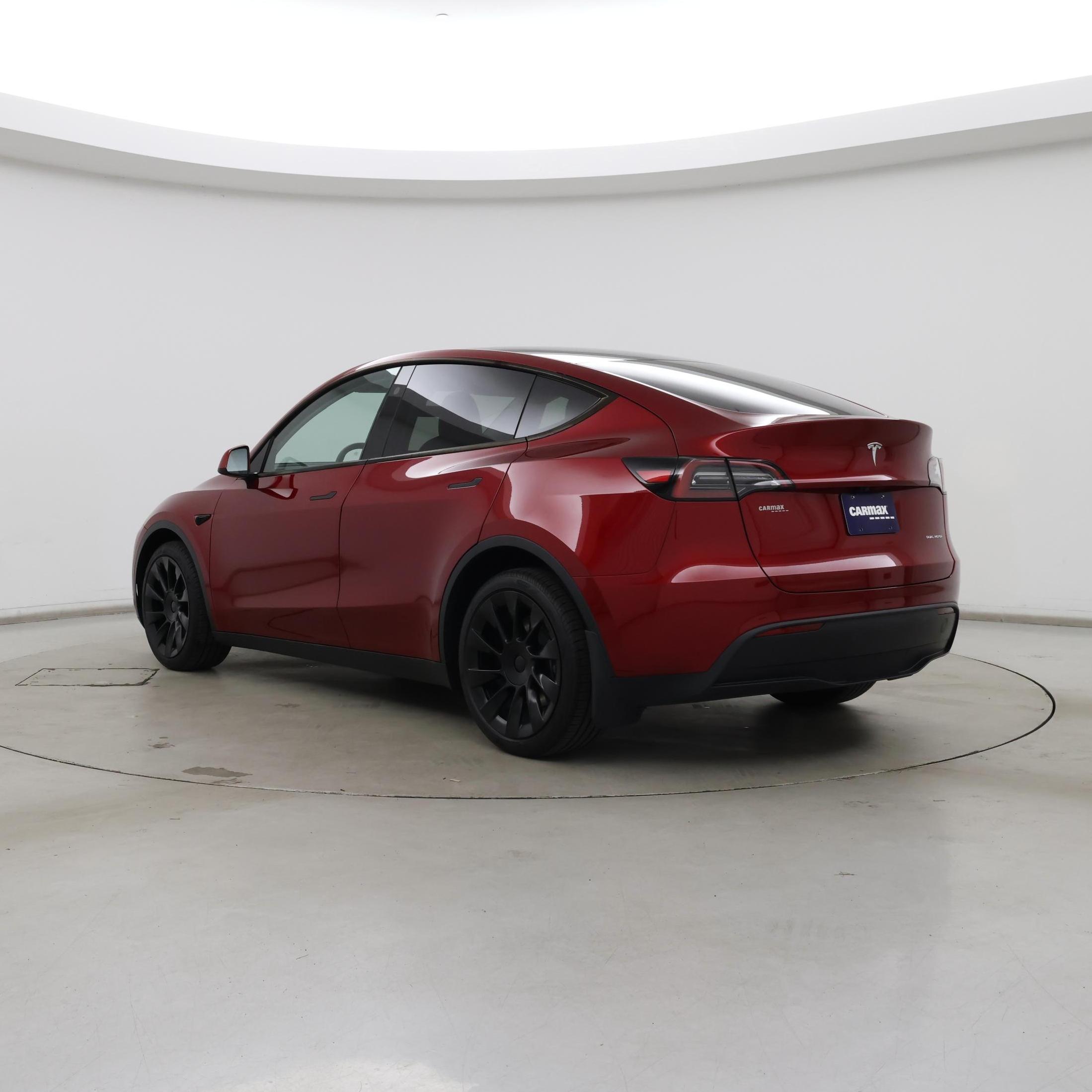 Thumbnail: 2025 Tesla Model Y - 2