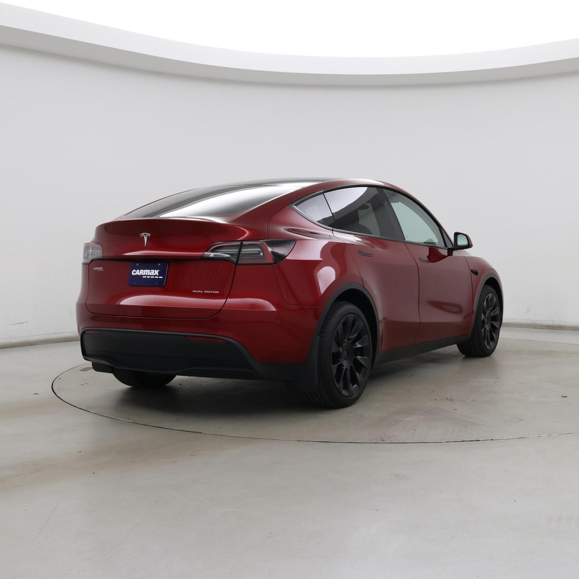 Thumbnail: 2025 Tesla Model Y - 8