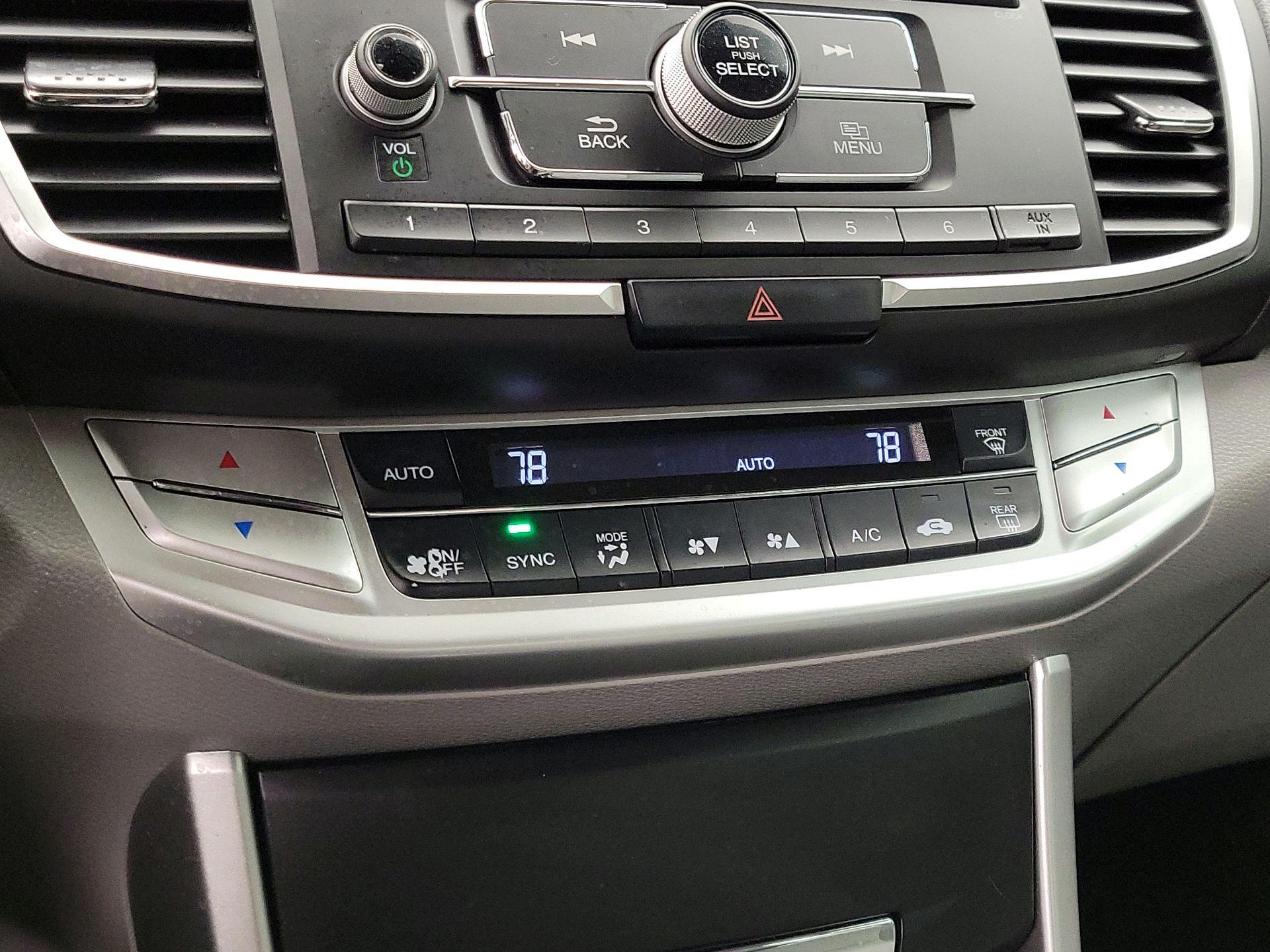 Thumbnail: 2014 Honda Accord - 16