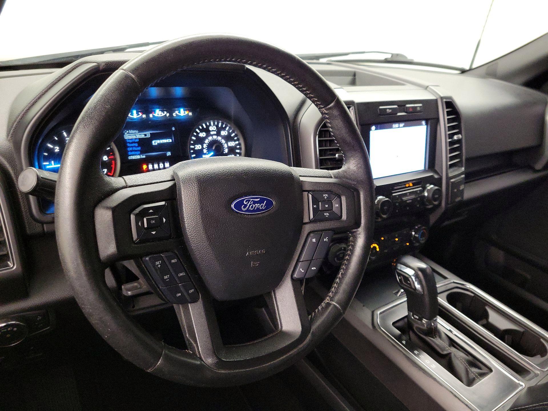 Thumbnail: 2019 Ford F-150 - 9