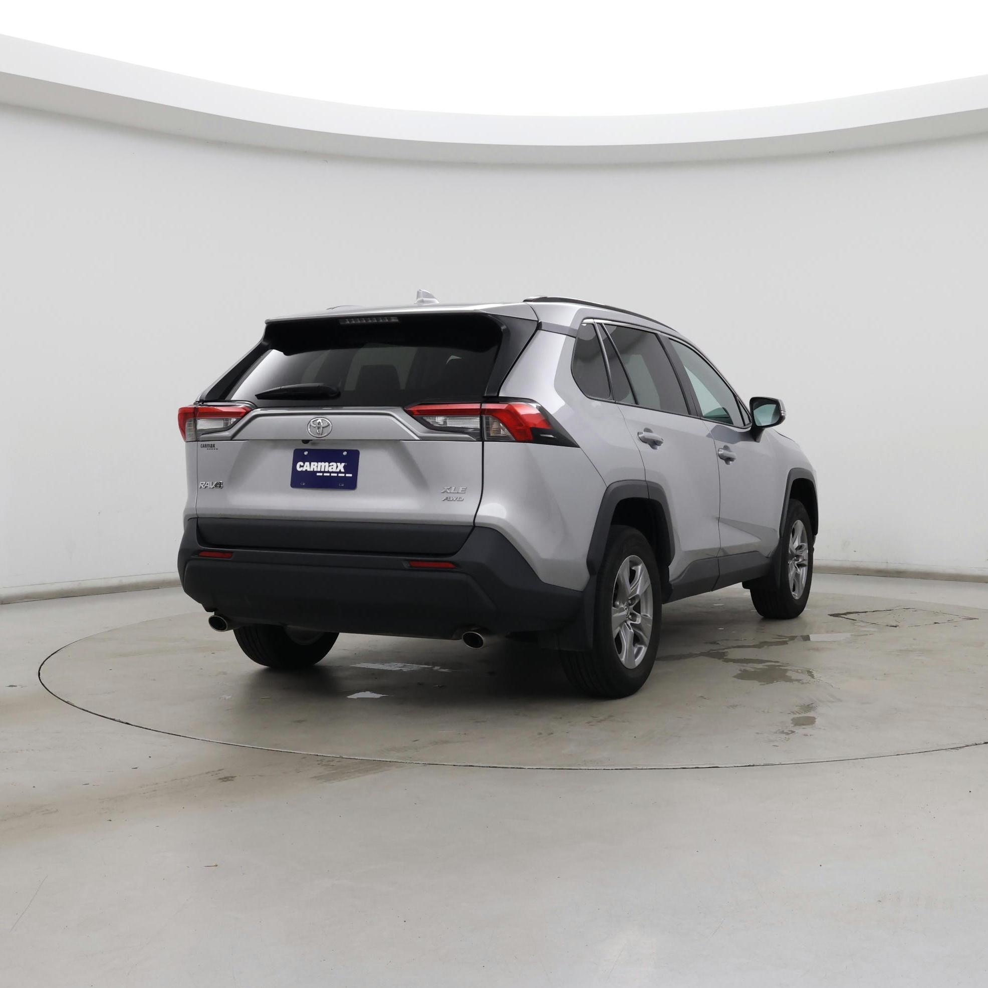 Thumbnail: 2024 Toyota RAV4 - 8