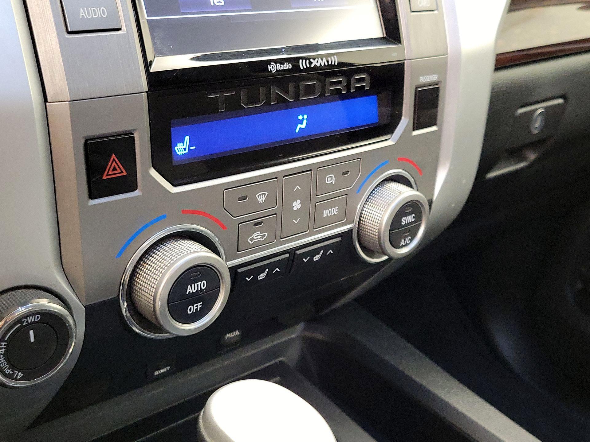 Thumbnail: 2014 Toyota Tundra - 17