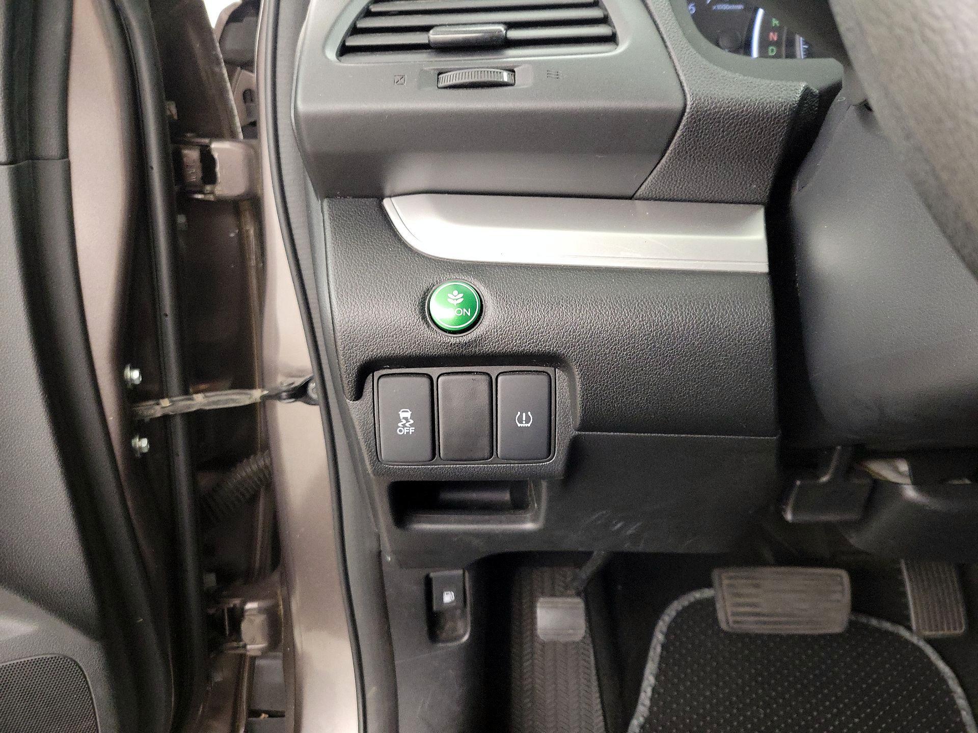 Thumbnail: 2016 Honda CR-V - 13