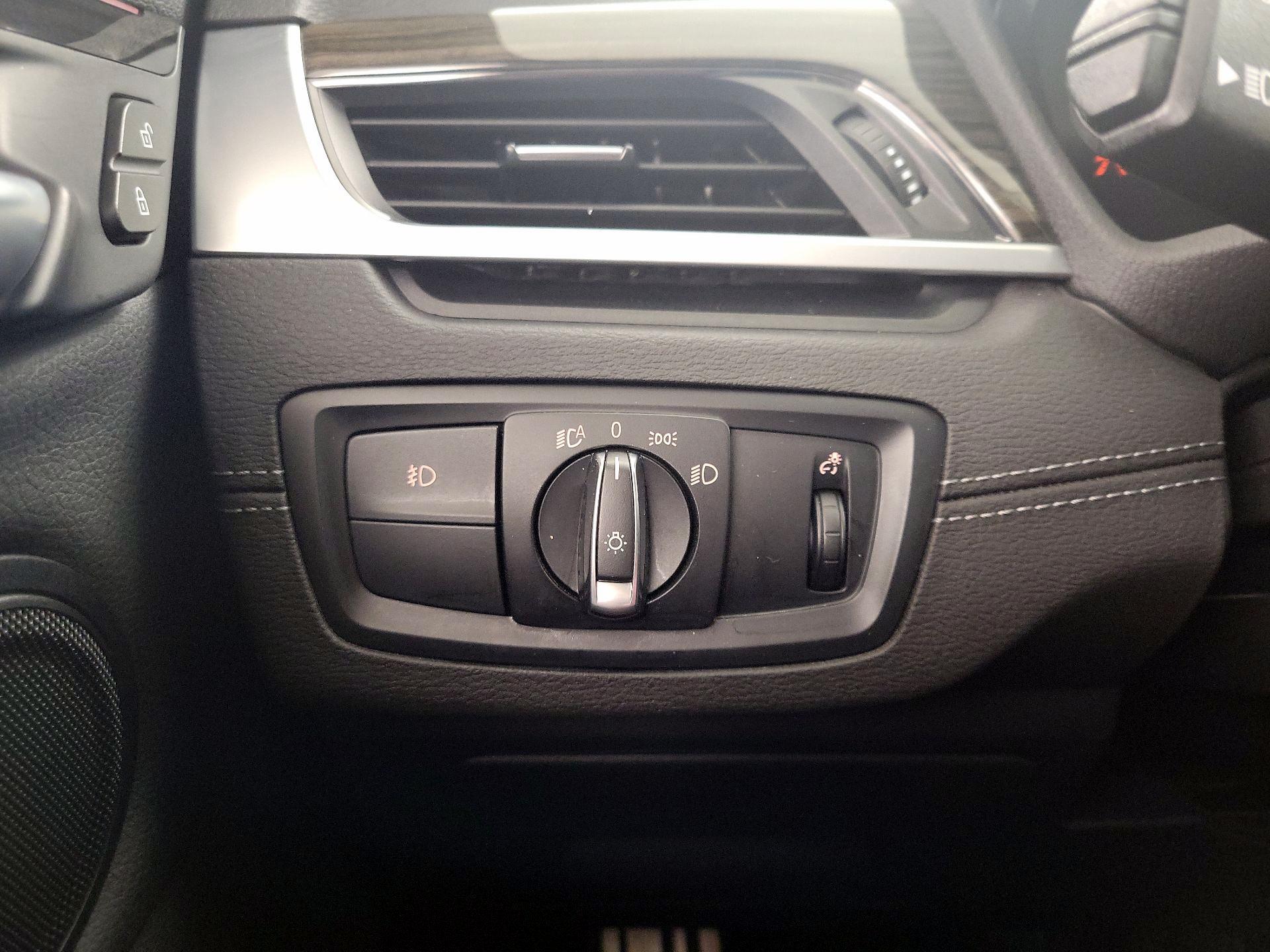 Thumbnail: 2021 BMW X1 - 13