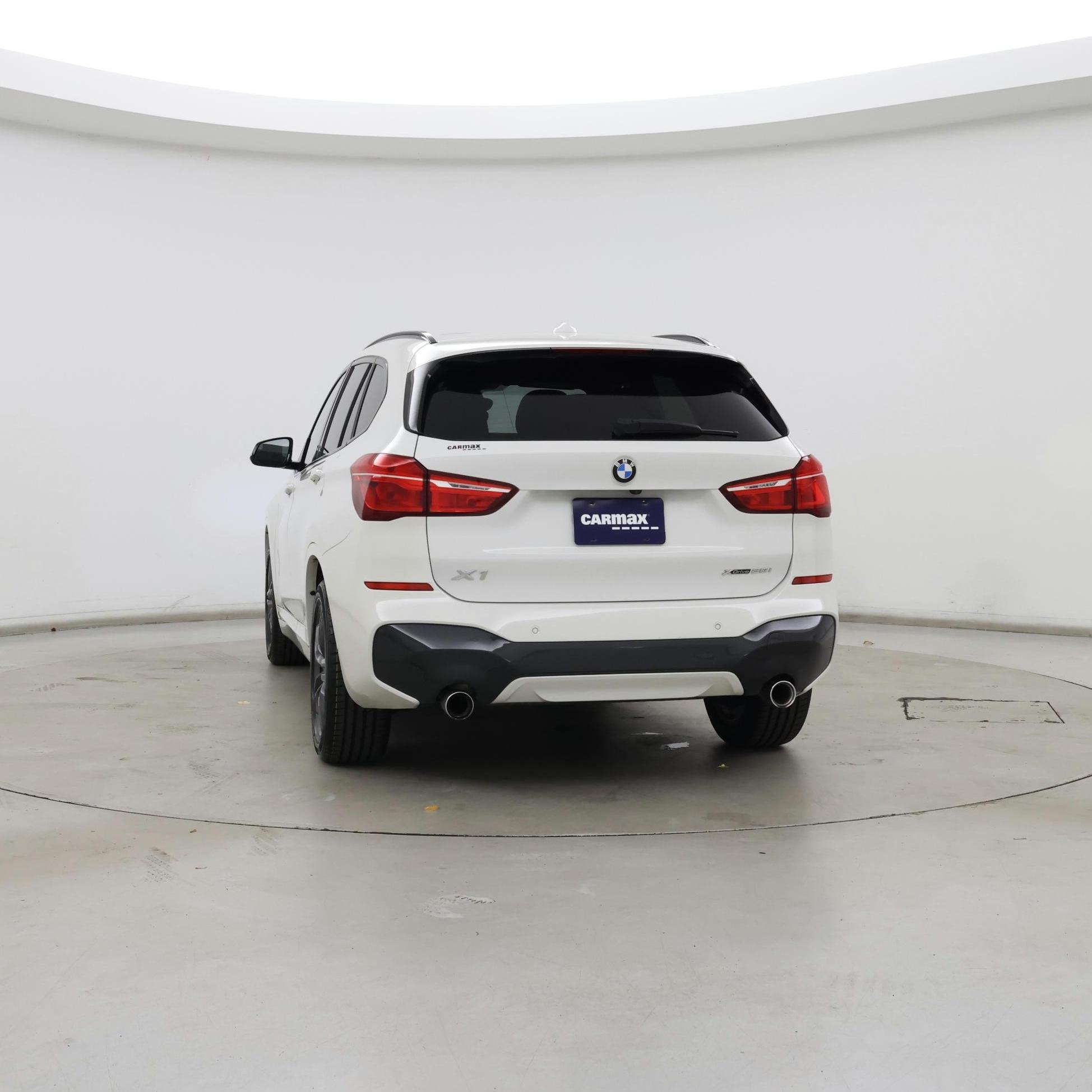 Thumbnail: 2021 BMW X1 - 6