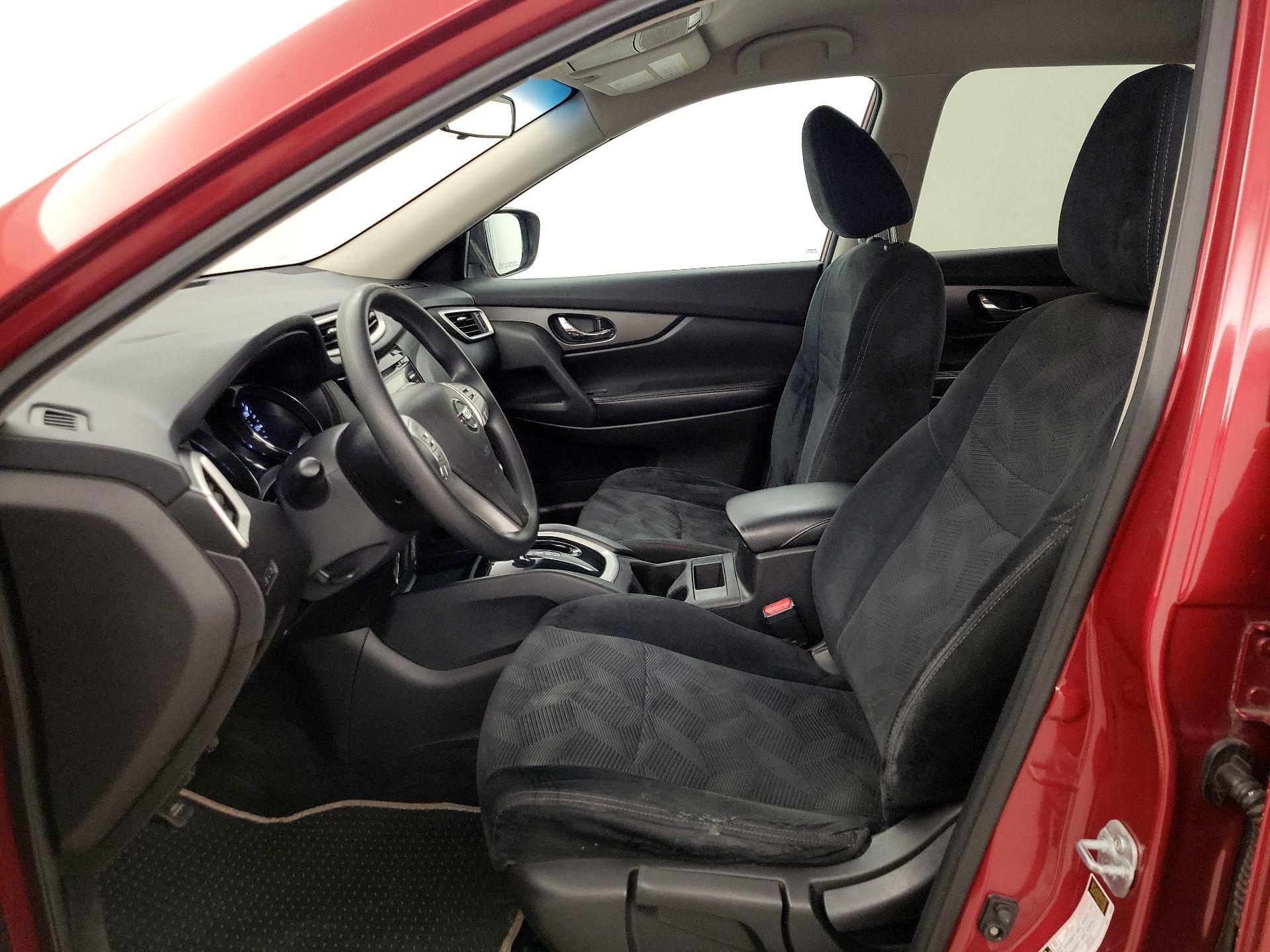 Thumbnail: 2016 Nissan Rogue - 11