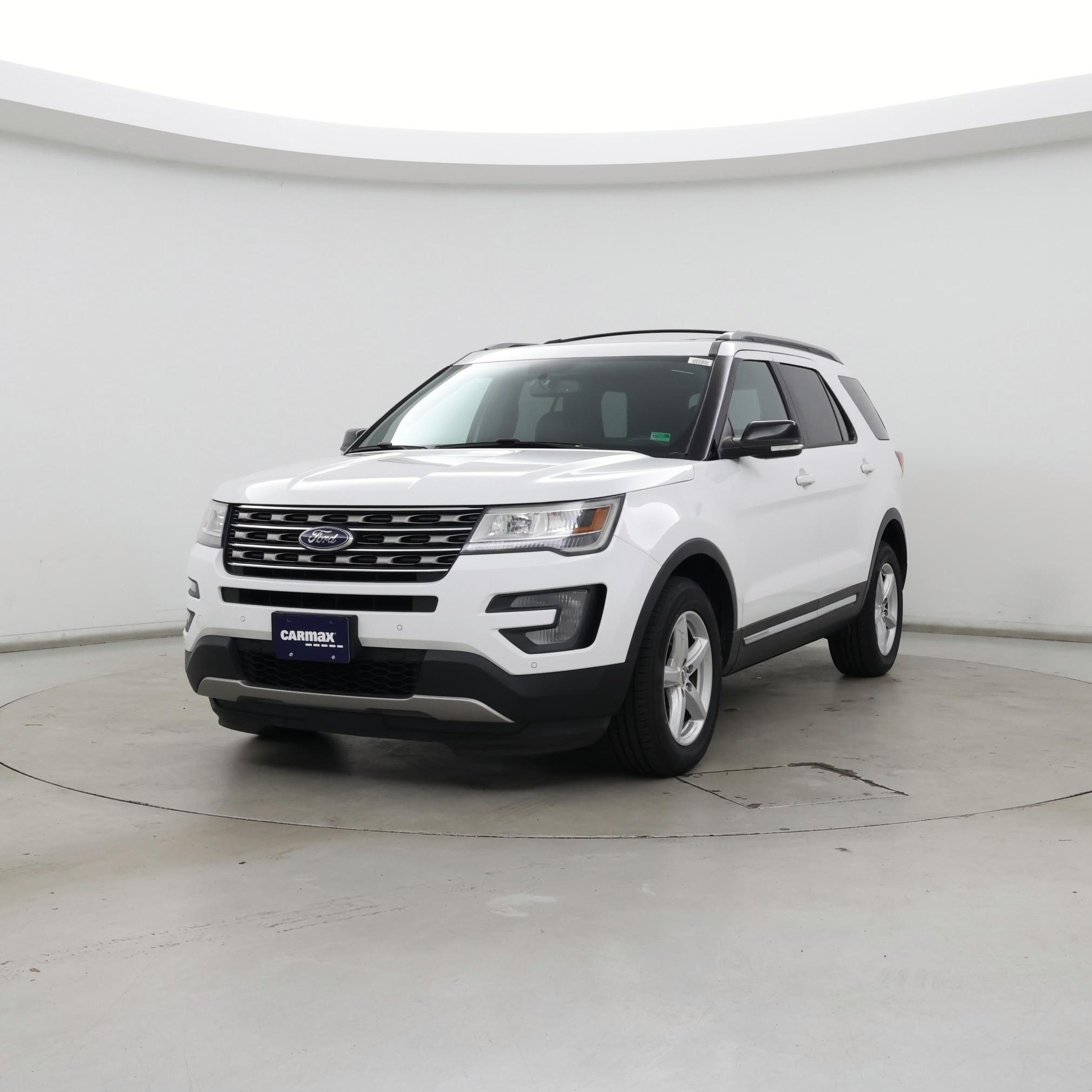 Thumbnail: 2017 Ford Explorer - 4