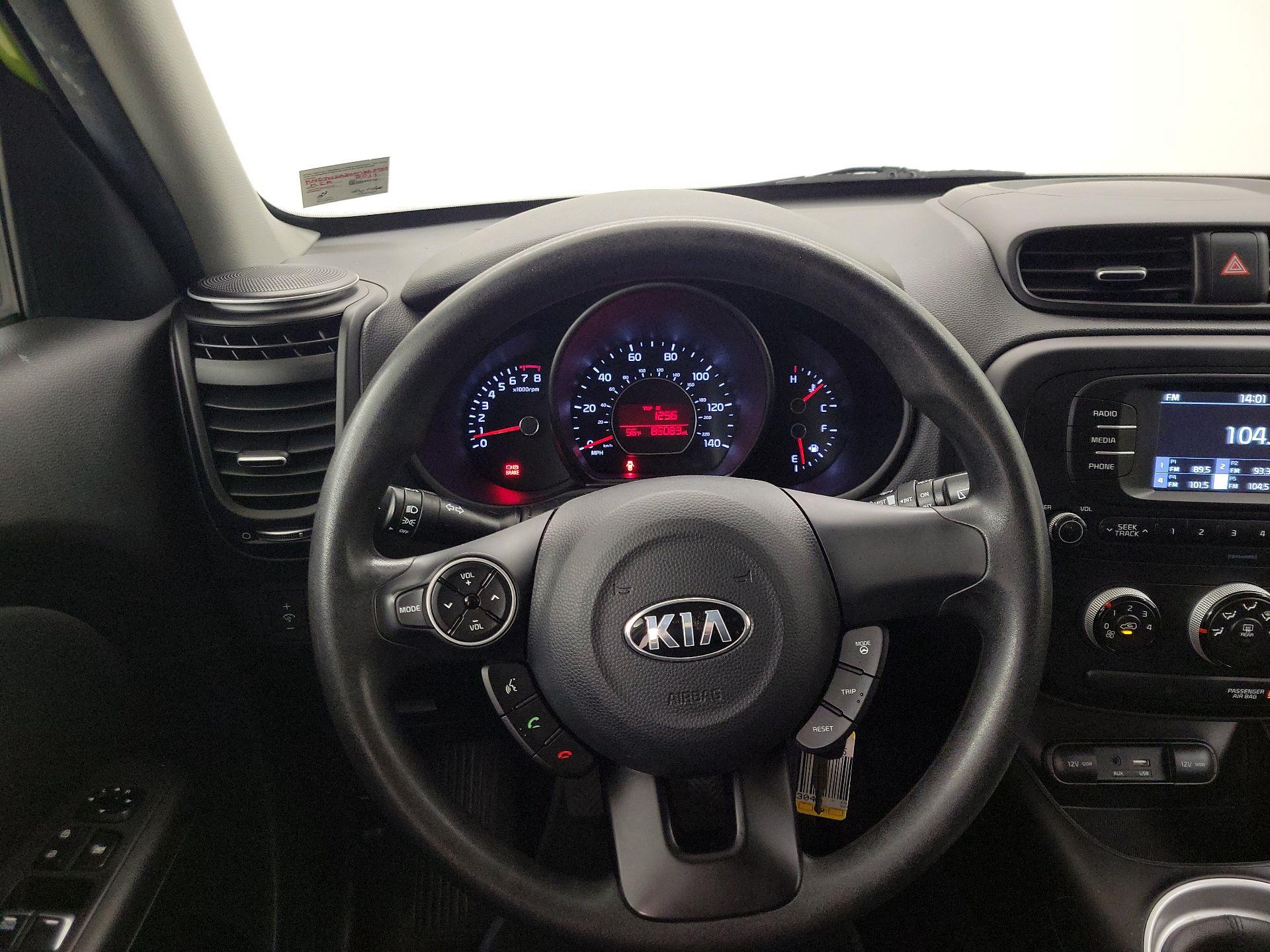 Thumbnail: 2017 Kia Soul - 10