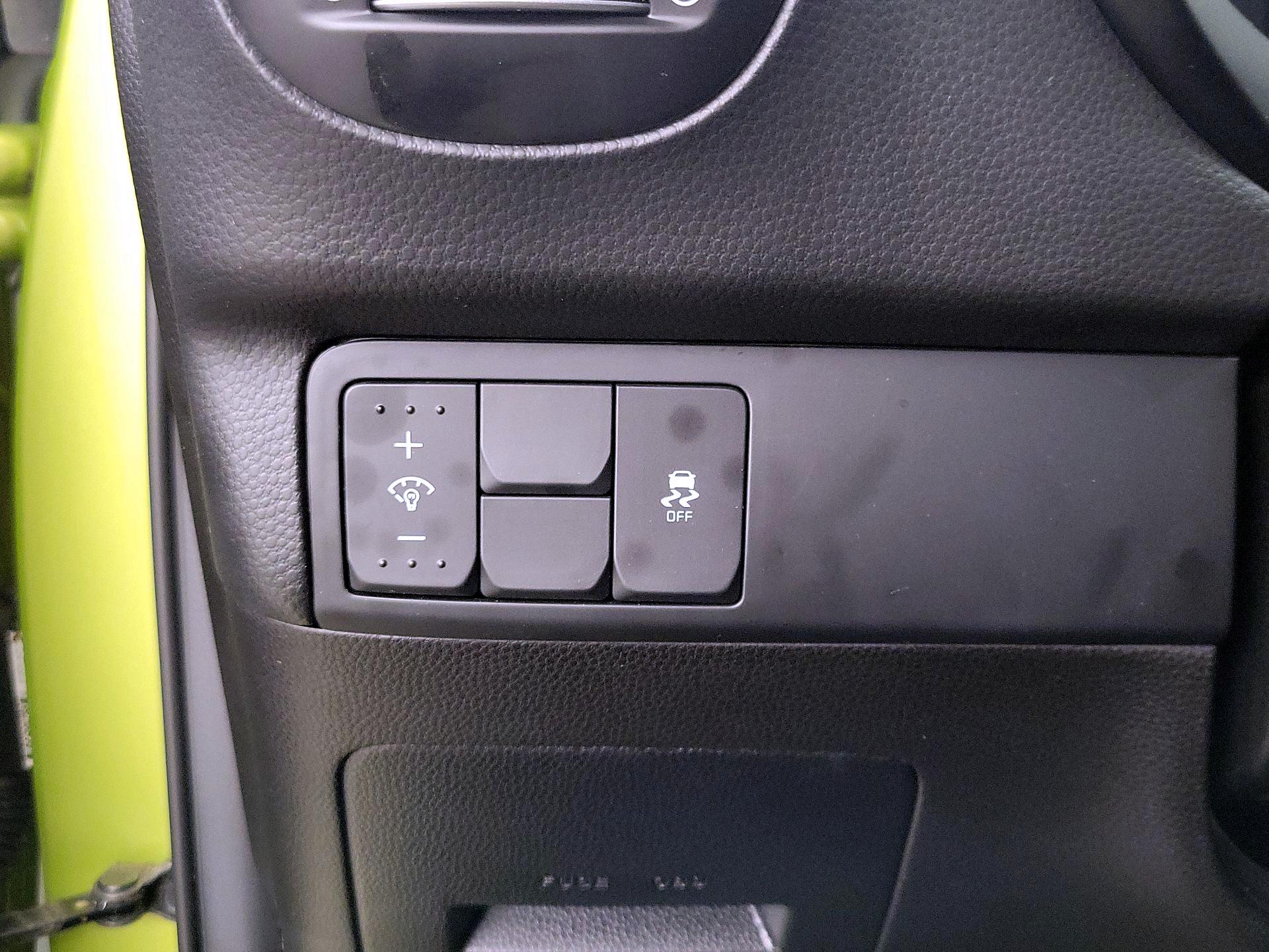 Thumbnail: 2017 Kia Soul - 13