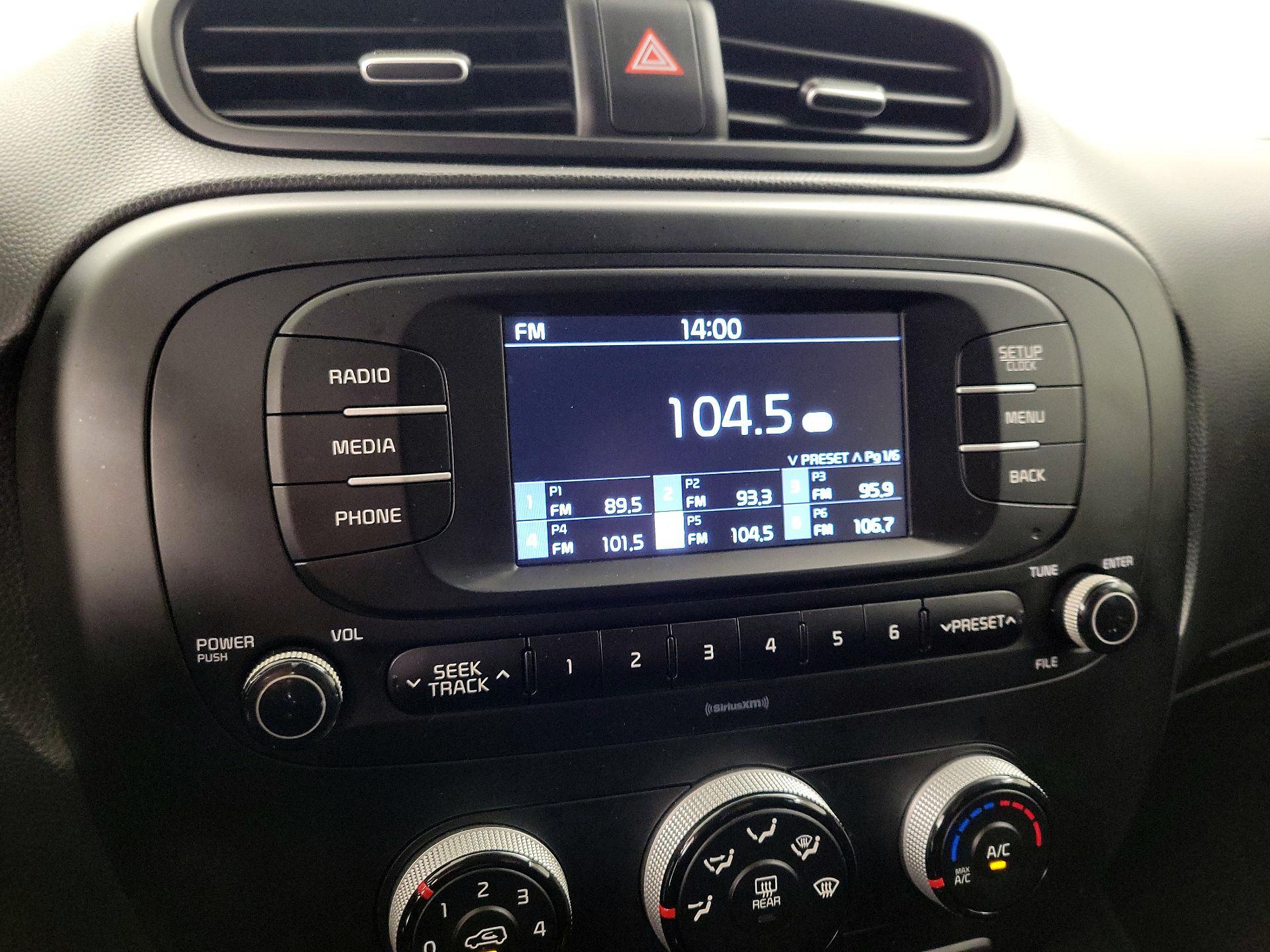 Thumbnail: 2017 Kia Soul - 14