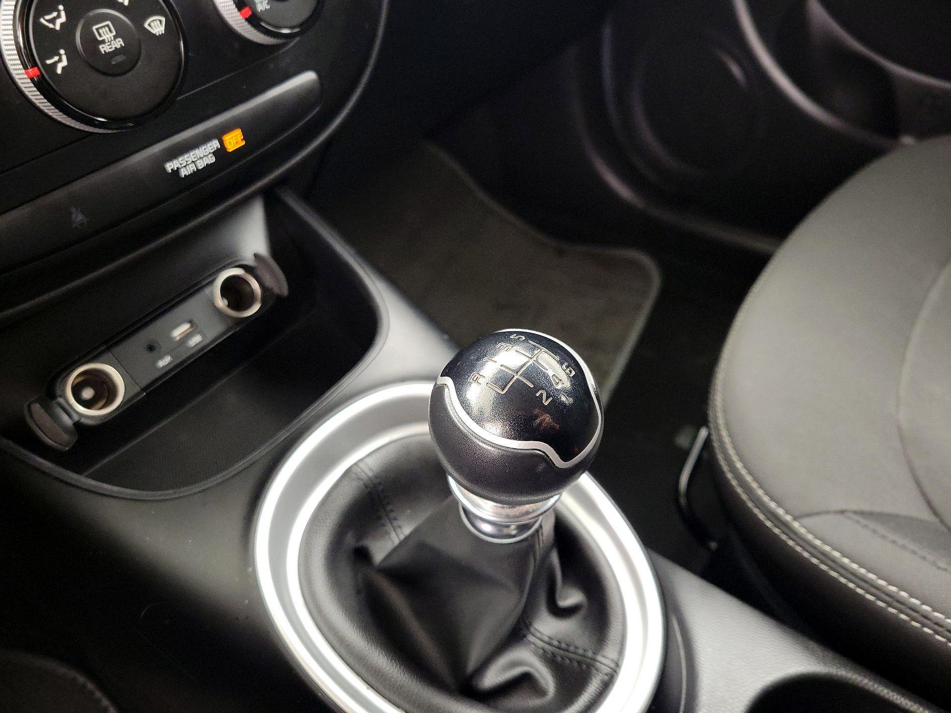 Thumbnail: 2017 Kia Soul - 16