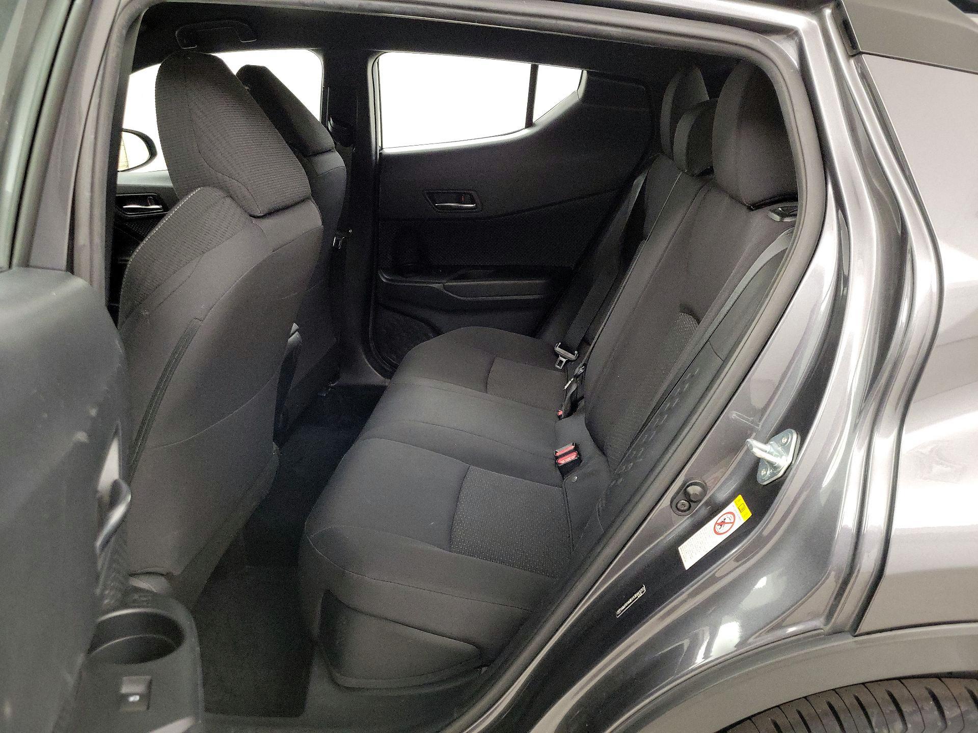 Thumbnail: 2018 Toyota C-HR - 19