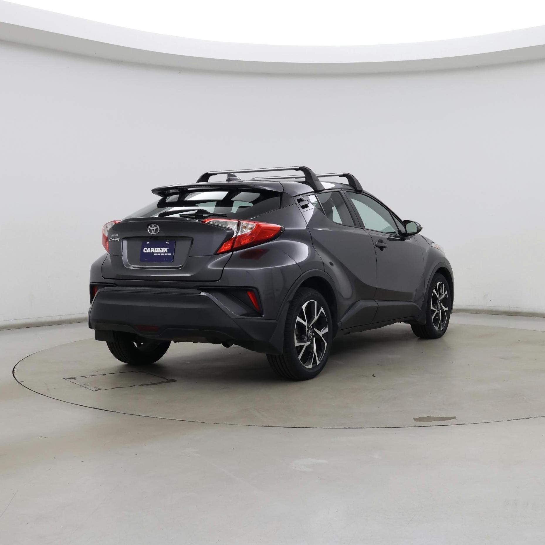 Thumbnail: 2018 Toyota C-HR - 8
