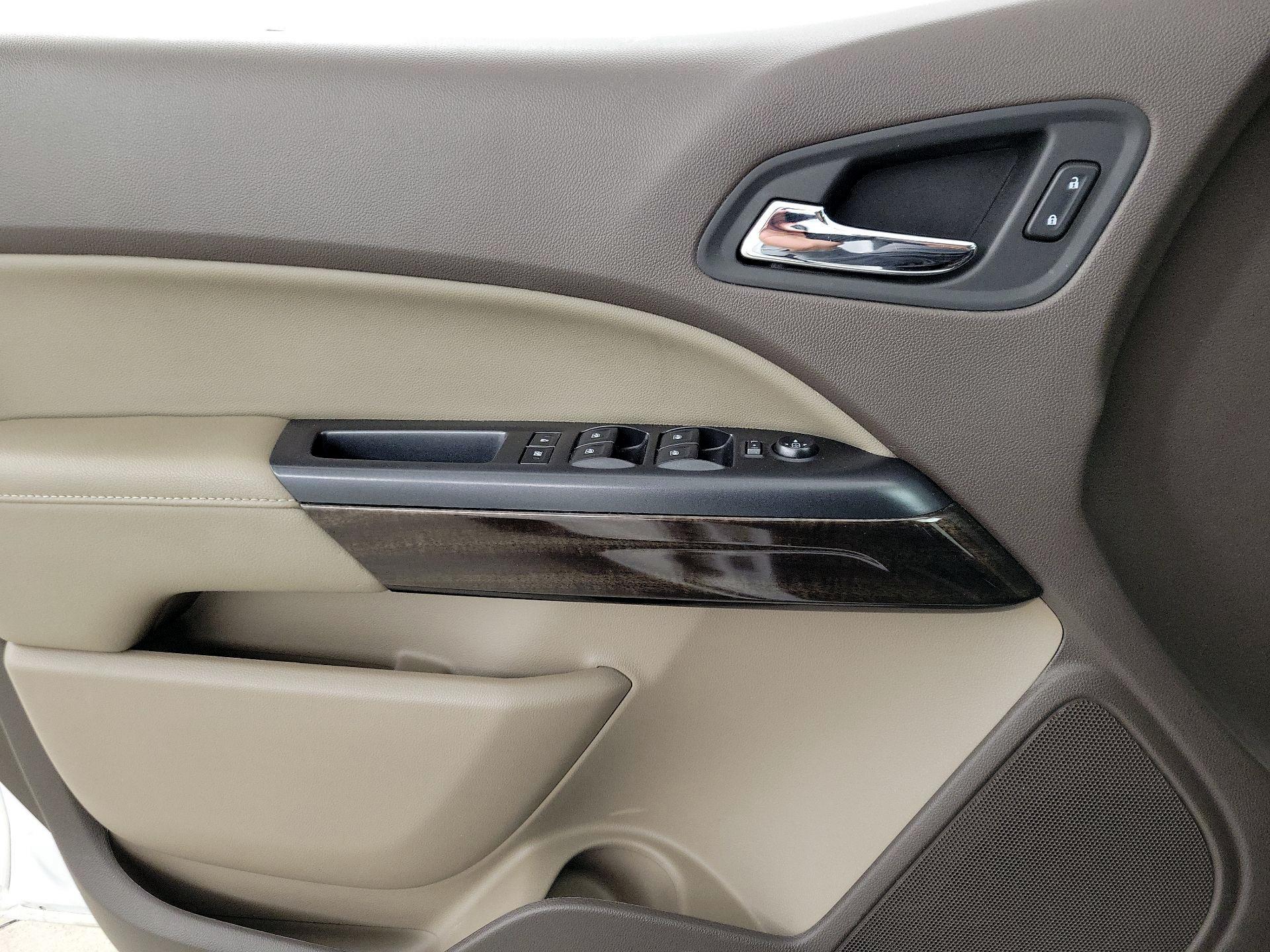 Thumbnail: 2016 GMC Canyon - 12