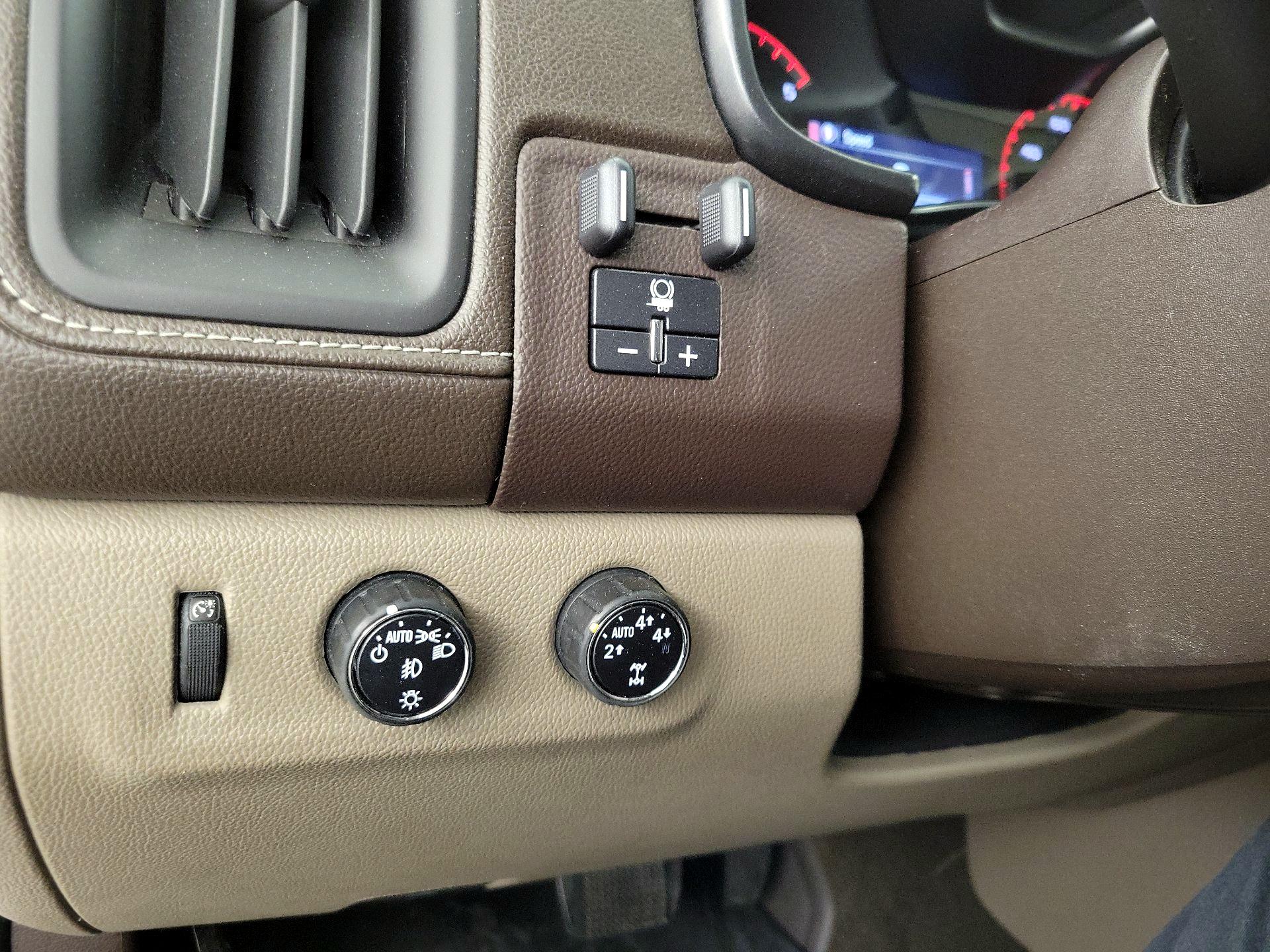 Thumbnail: 2016 GMC Canyon - 13