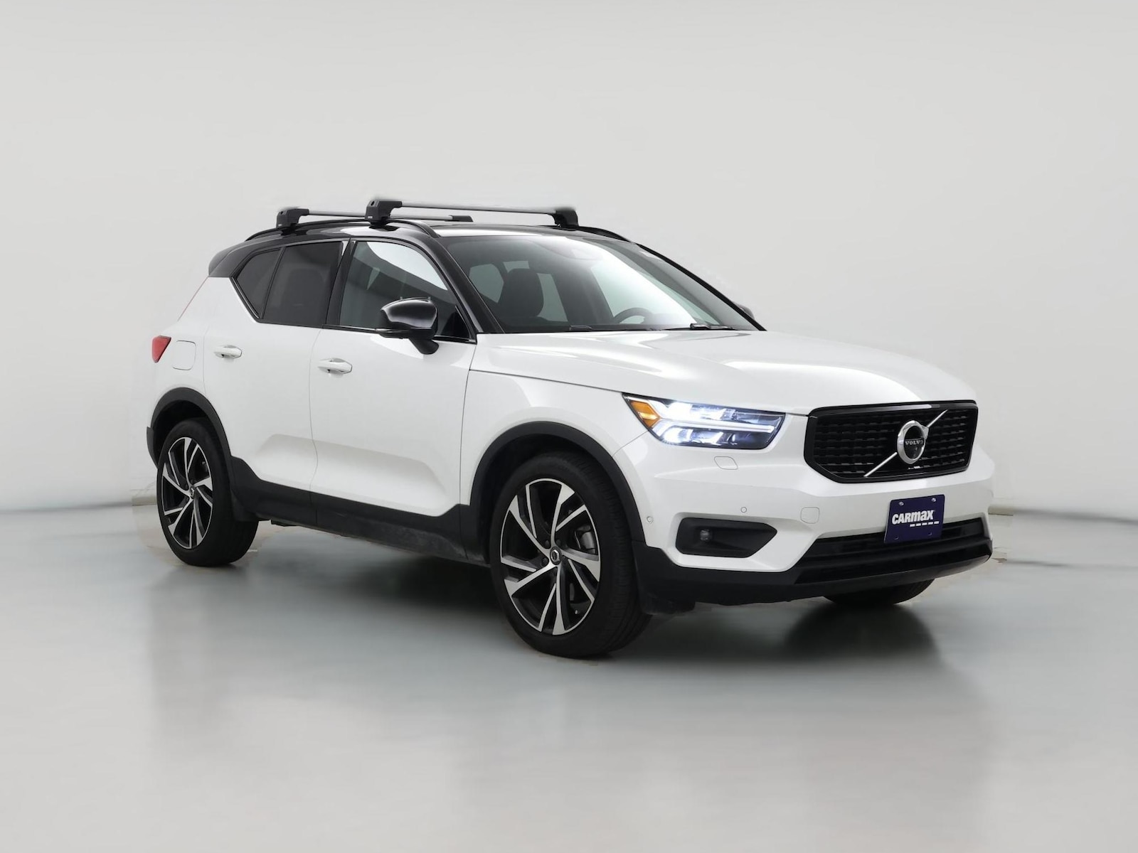 2022 Volvo XC40 R-Design