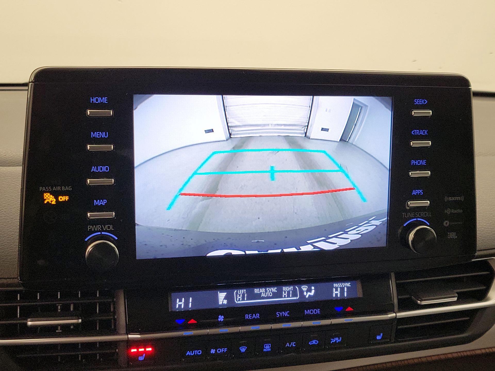 Thumbnail: 2023 Toyota Sienna - 15