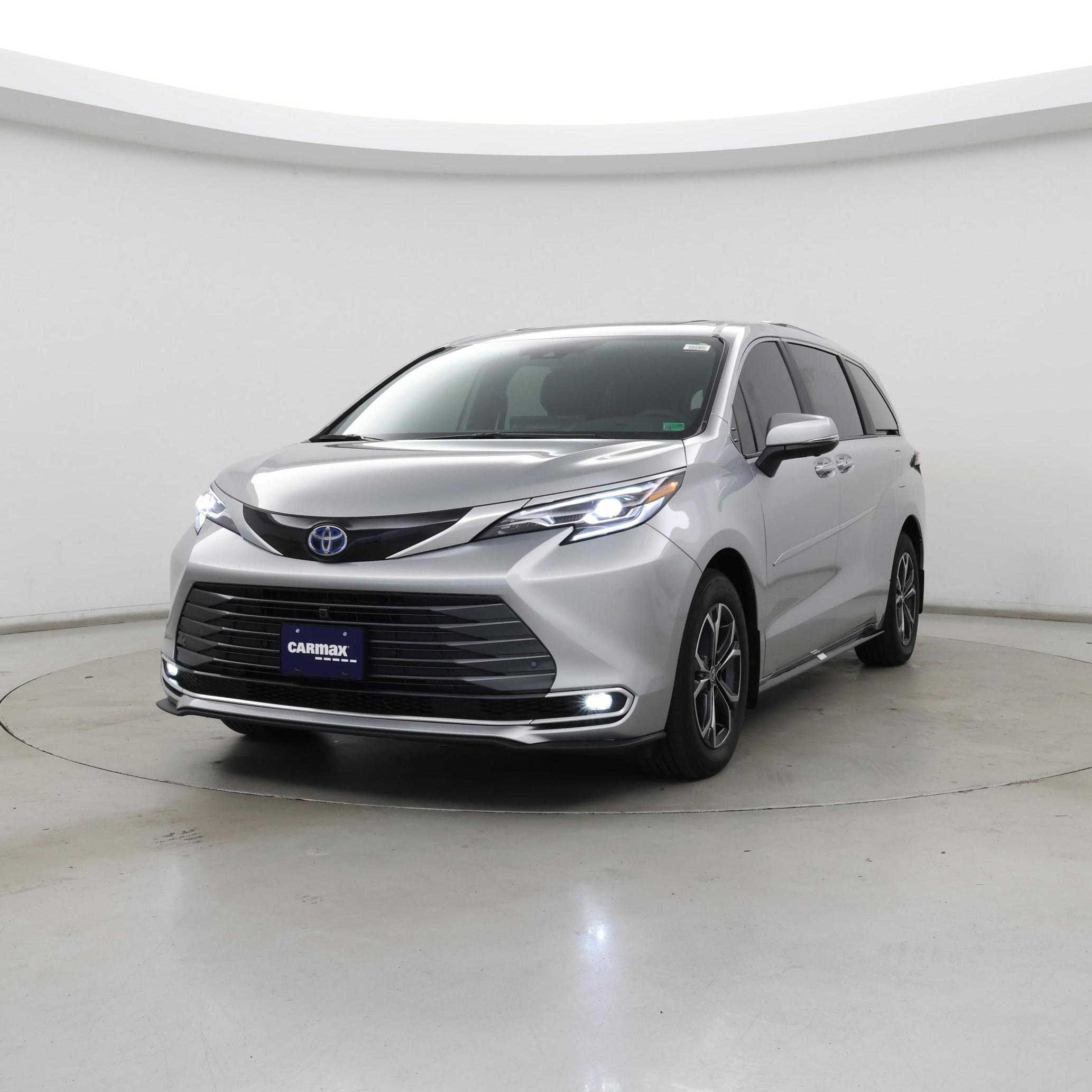 Thumbnail: 2025 Toyota Sienna - 4