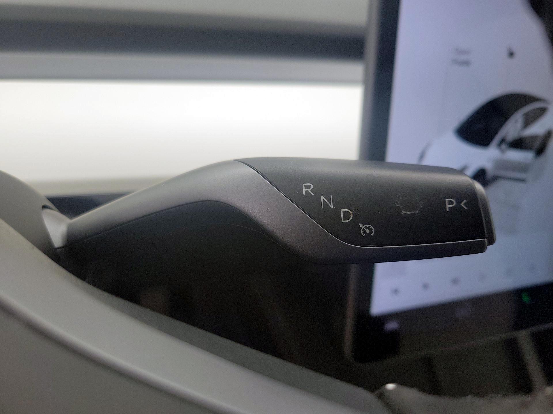 Thumbnail: 2022 Tesla Model 3 - 17