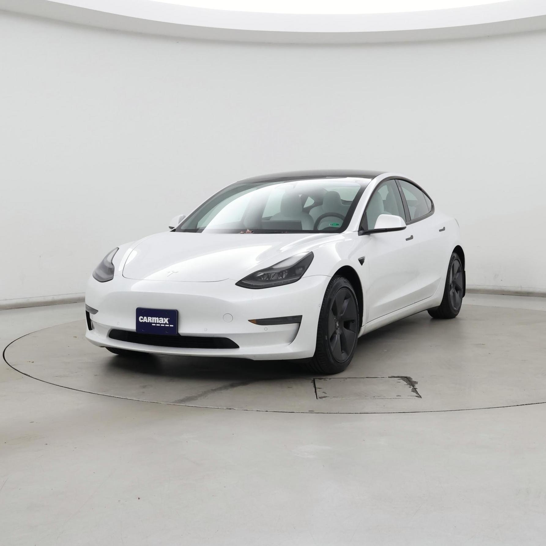 Thumbnail: 2022 Tesla Model 3 - 4