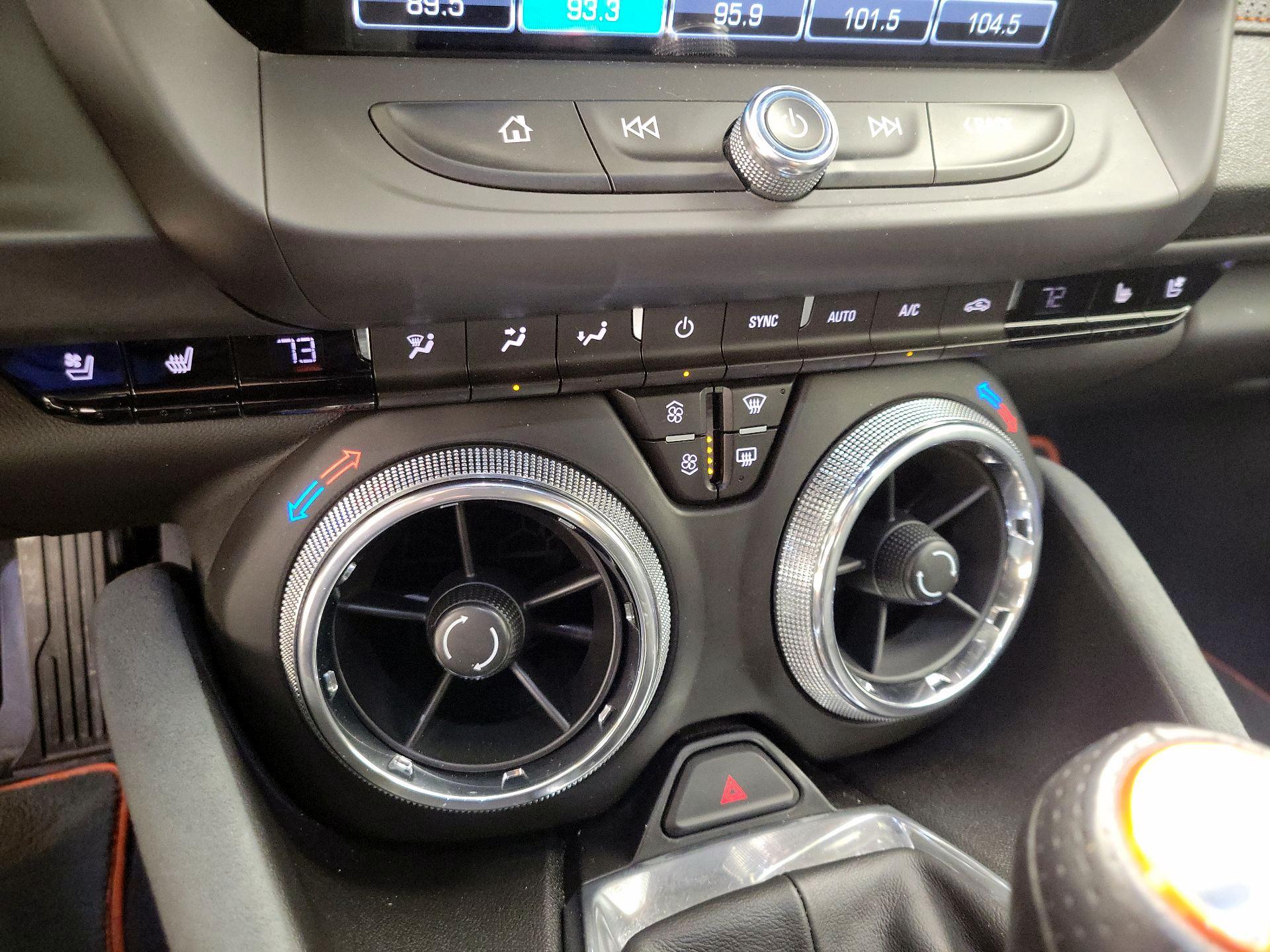 Thumbnail: 2017 Chevrolet Camaro - 16