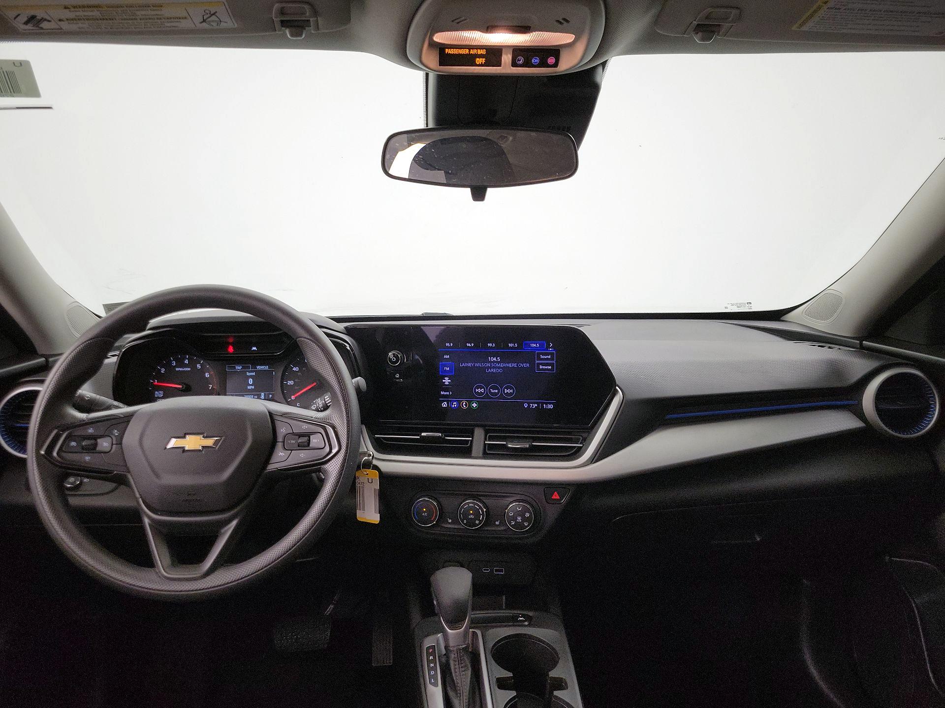 Thumbnail: 2024 Chevrolet Trax - 9