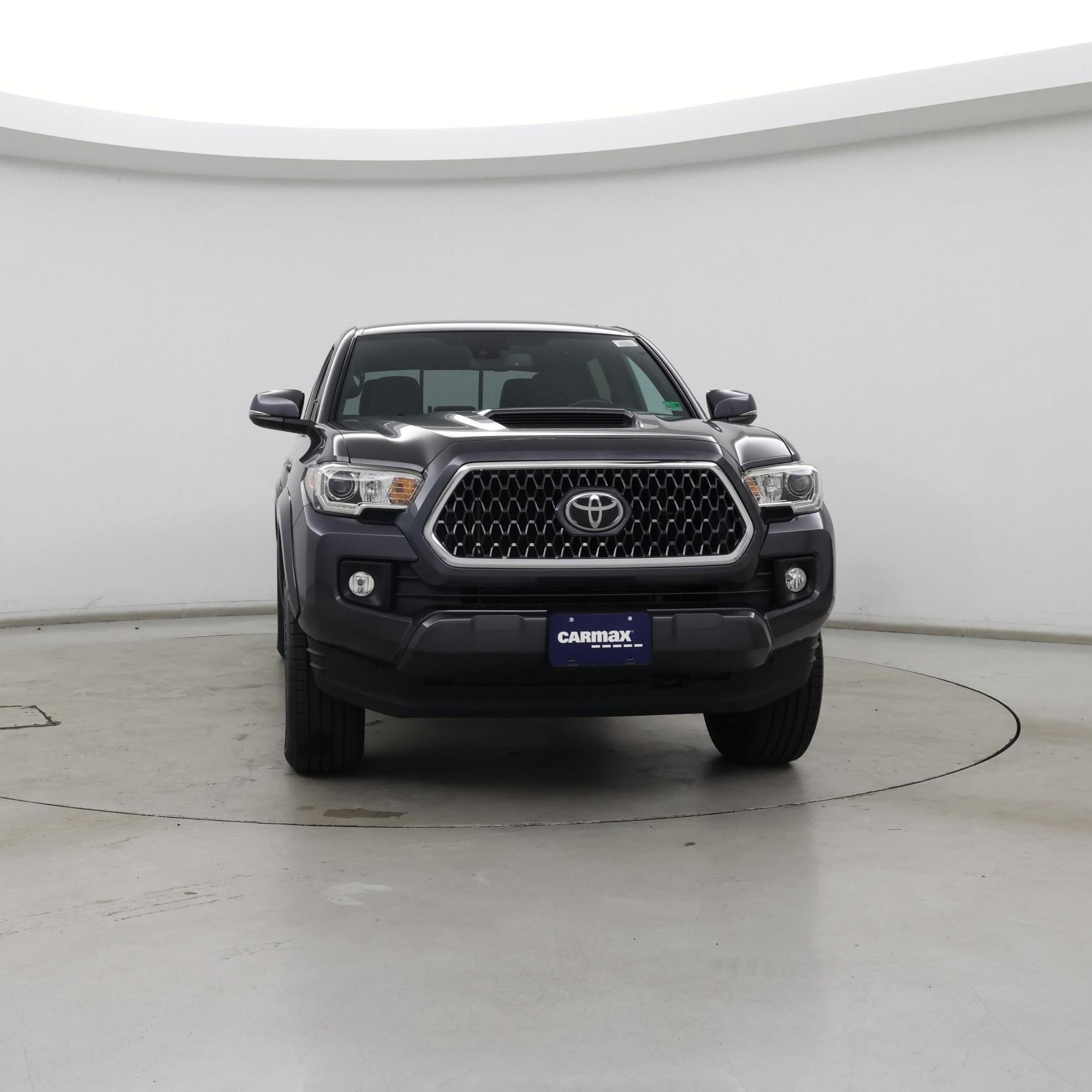 Thumbnail: 2019 Toyota Tacoma - 5