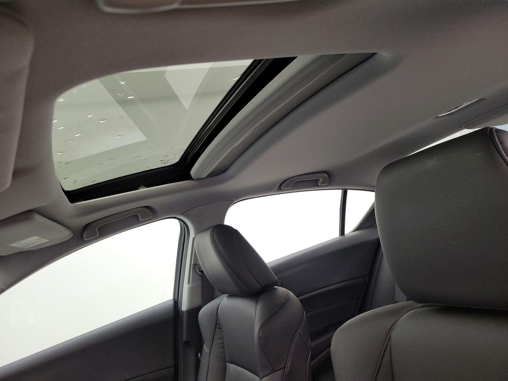 Thumbnail: 2018 Acura ILX - 19