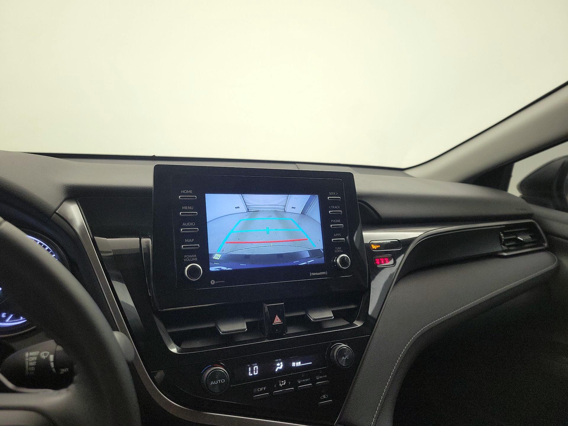 Thumbnail: 2021 Toyota Camry - 14