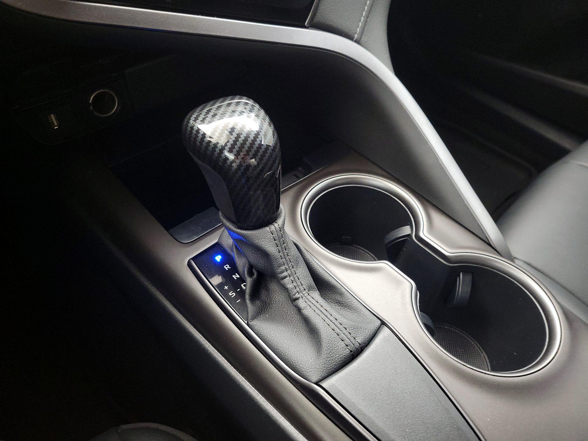 Thumbnail: 2021 Toyota Camry - 17