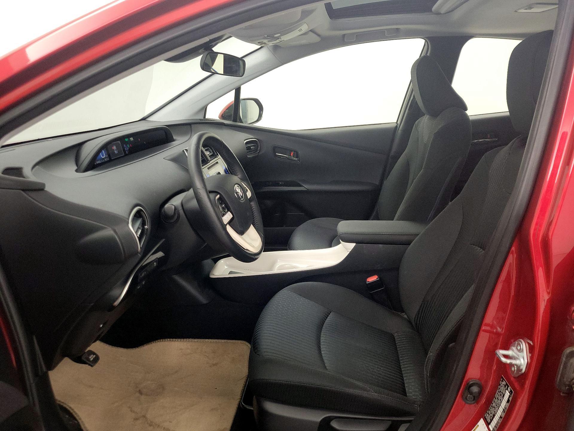 Thumbnail: 2016 Toyota Prius - 11