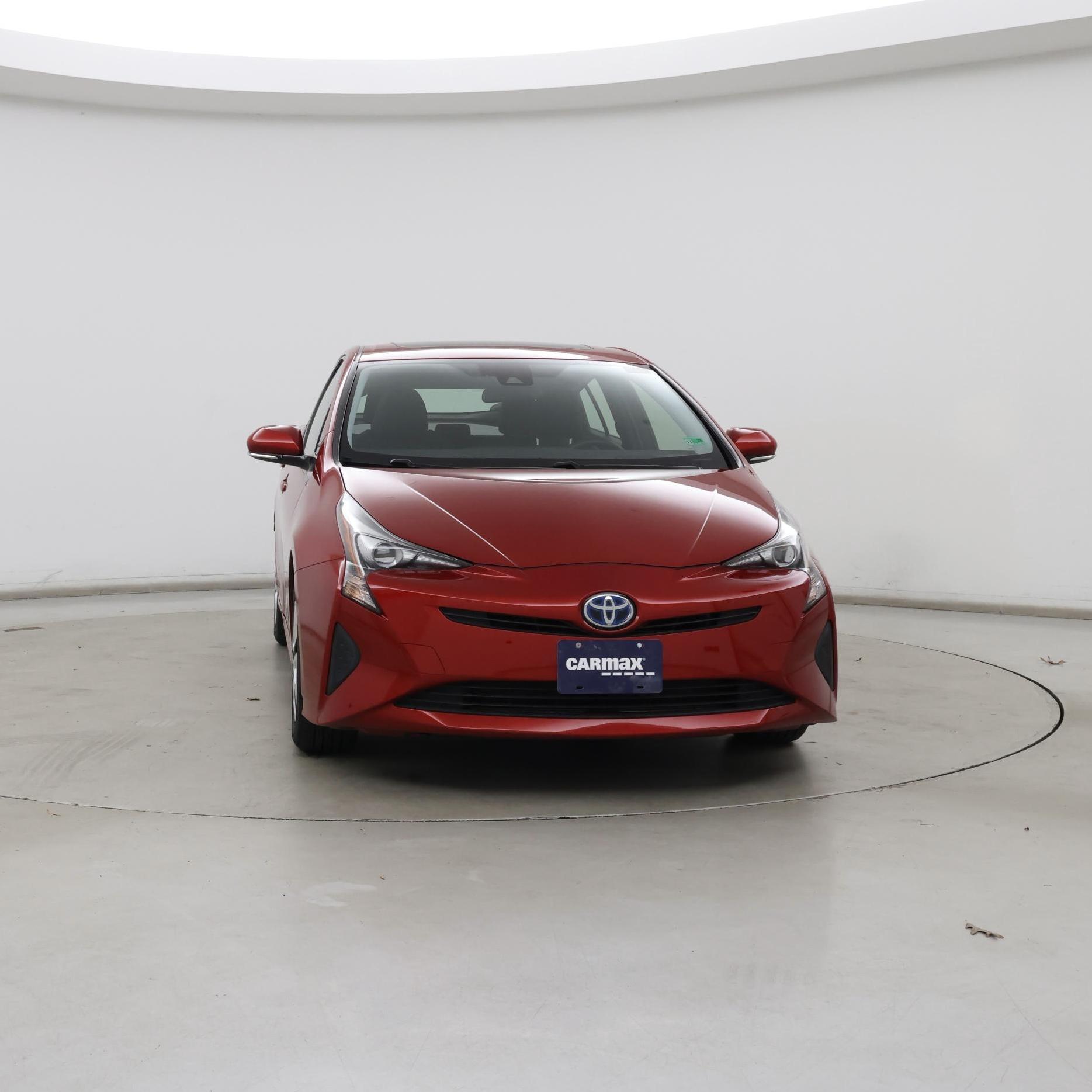 Thumbnail: 2016 Toyota Prius - 5