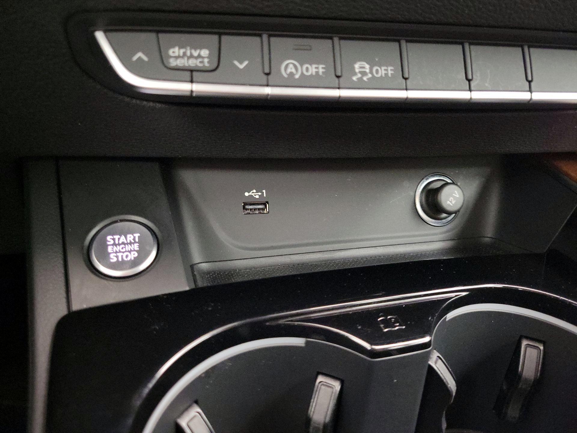 Thumbnail: 2022 Audi A4 - 18