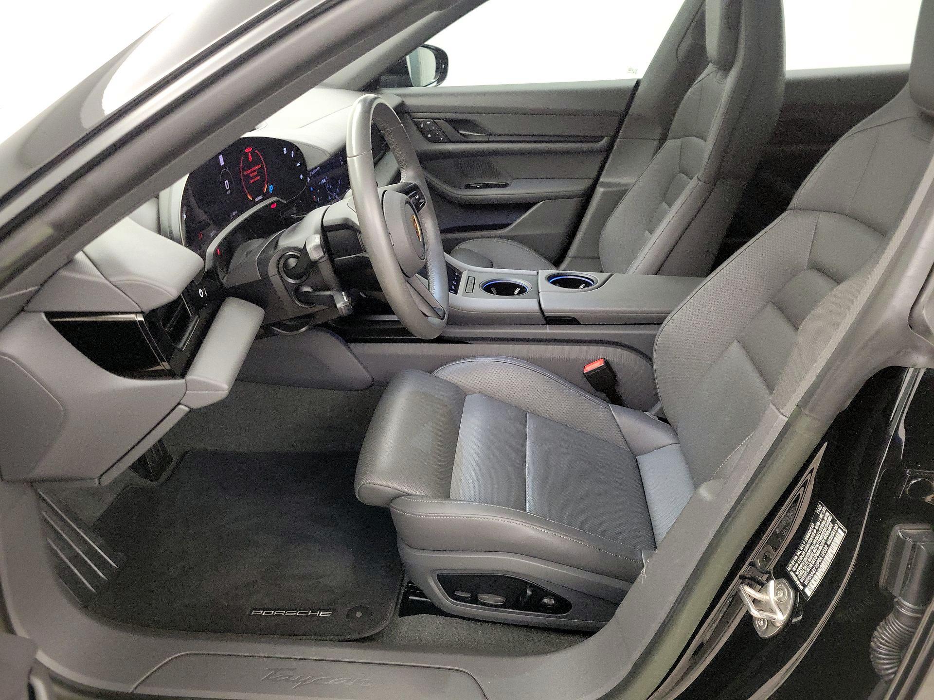 Thumbnail: 2023 Porsche Taycan - 11