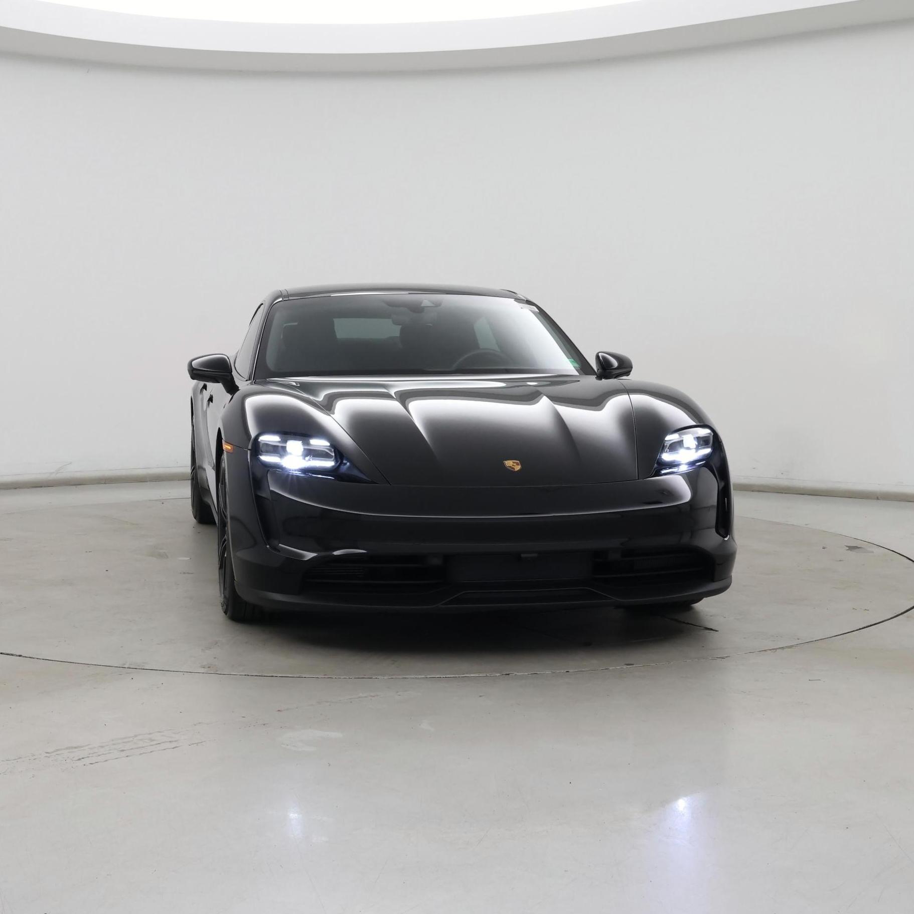 Thumbnail: 2023 Porsche Taycan - 5