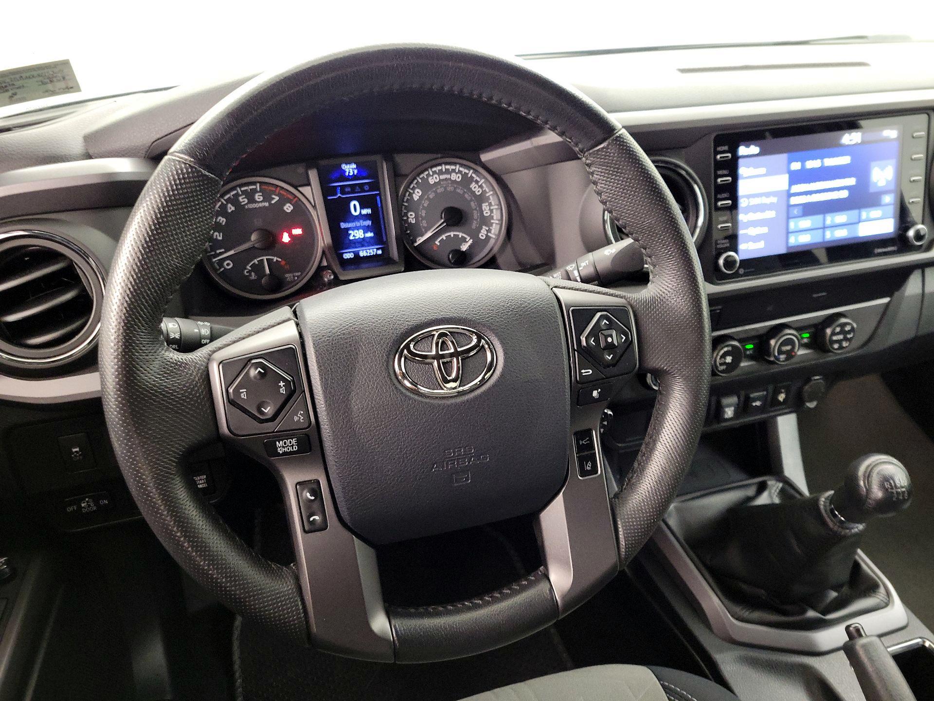 Thumbnail: 2020 Toyota Tacoma - 10