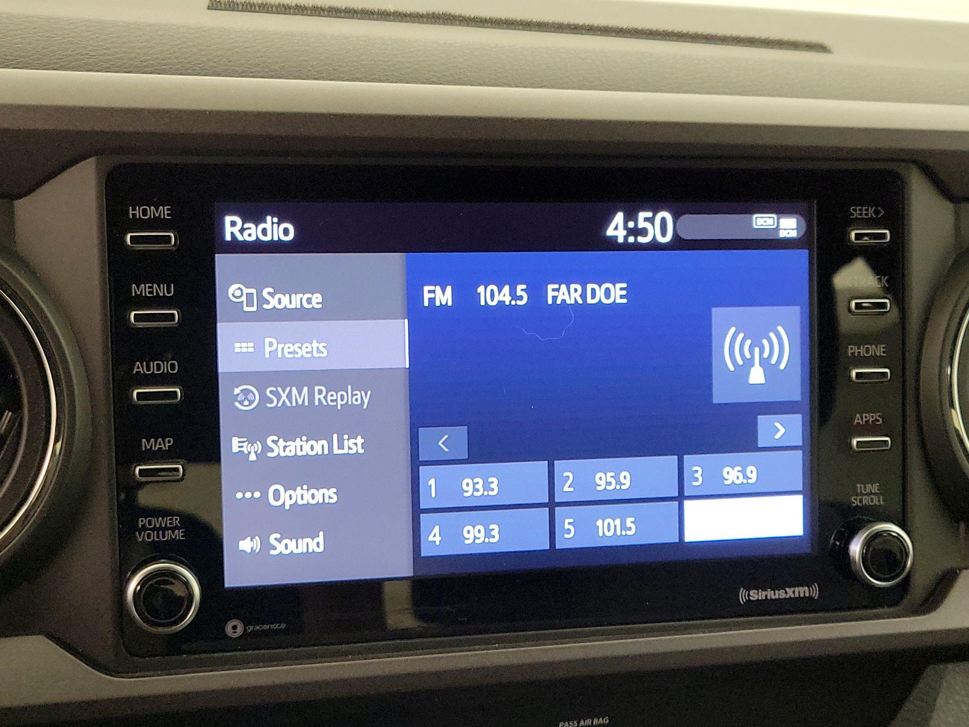 Thumbnail: 2020 Toyota Tacoma - 15