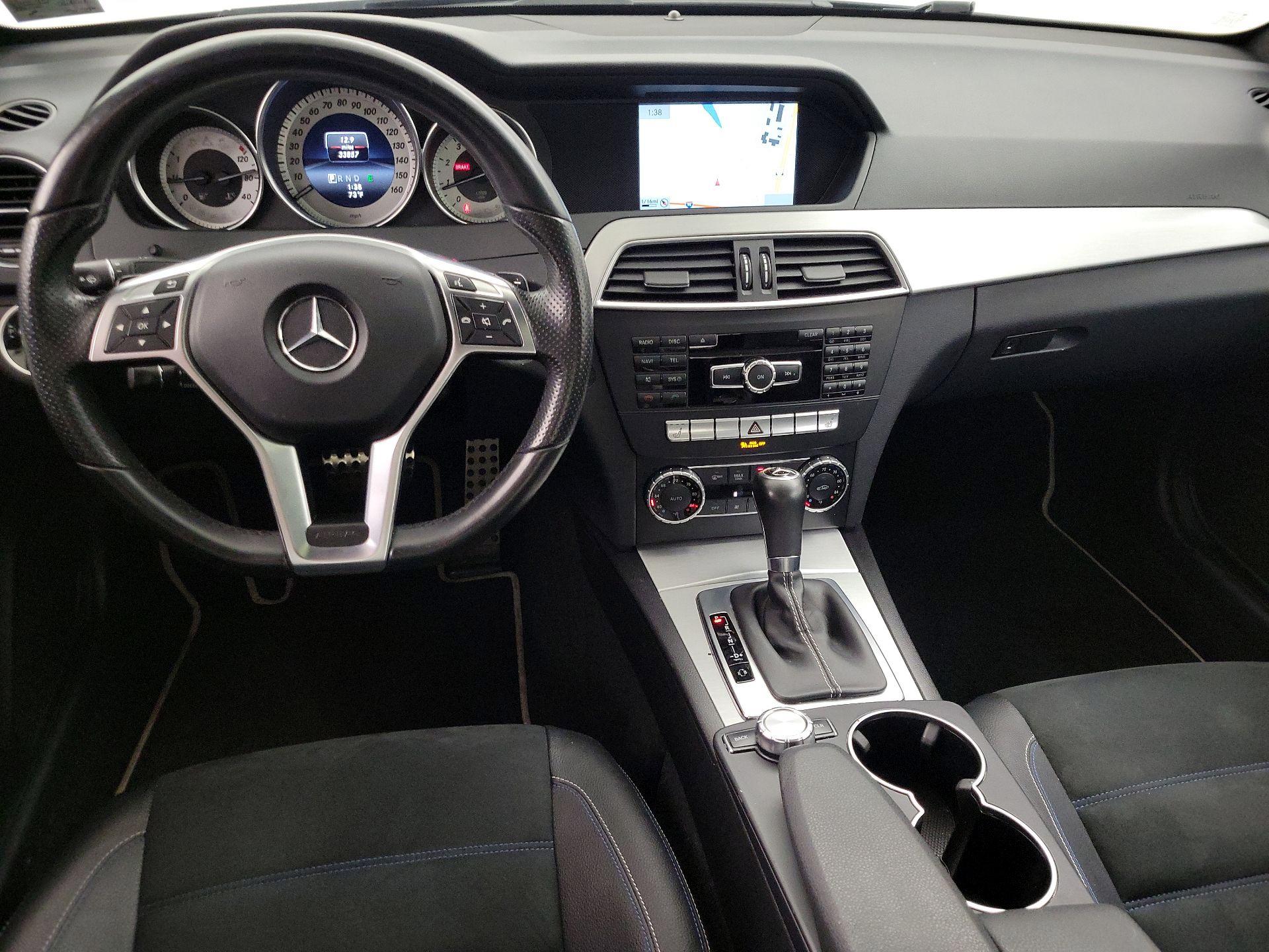 Thumbnail: 2015 Mercedes-Benz C-Class - 9