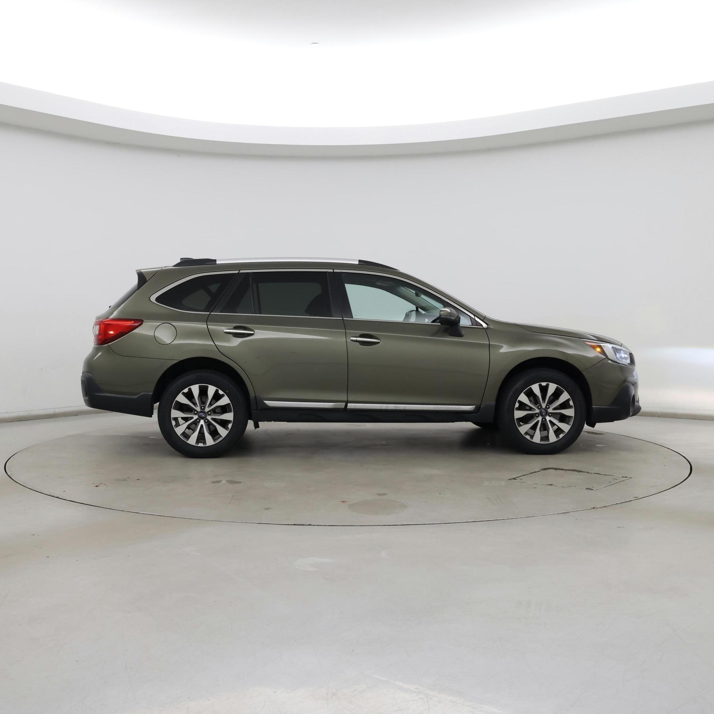 Thumbnail: 2018 Subaru Outback - 7