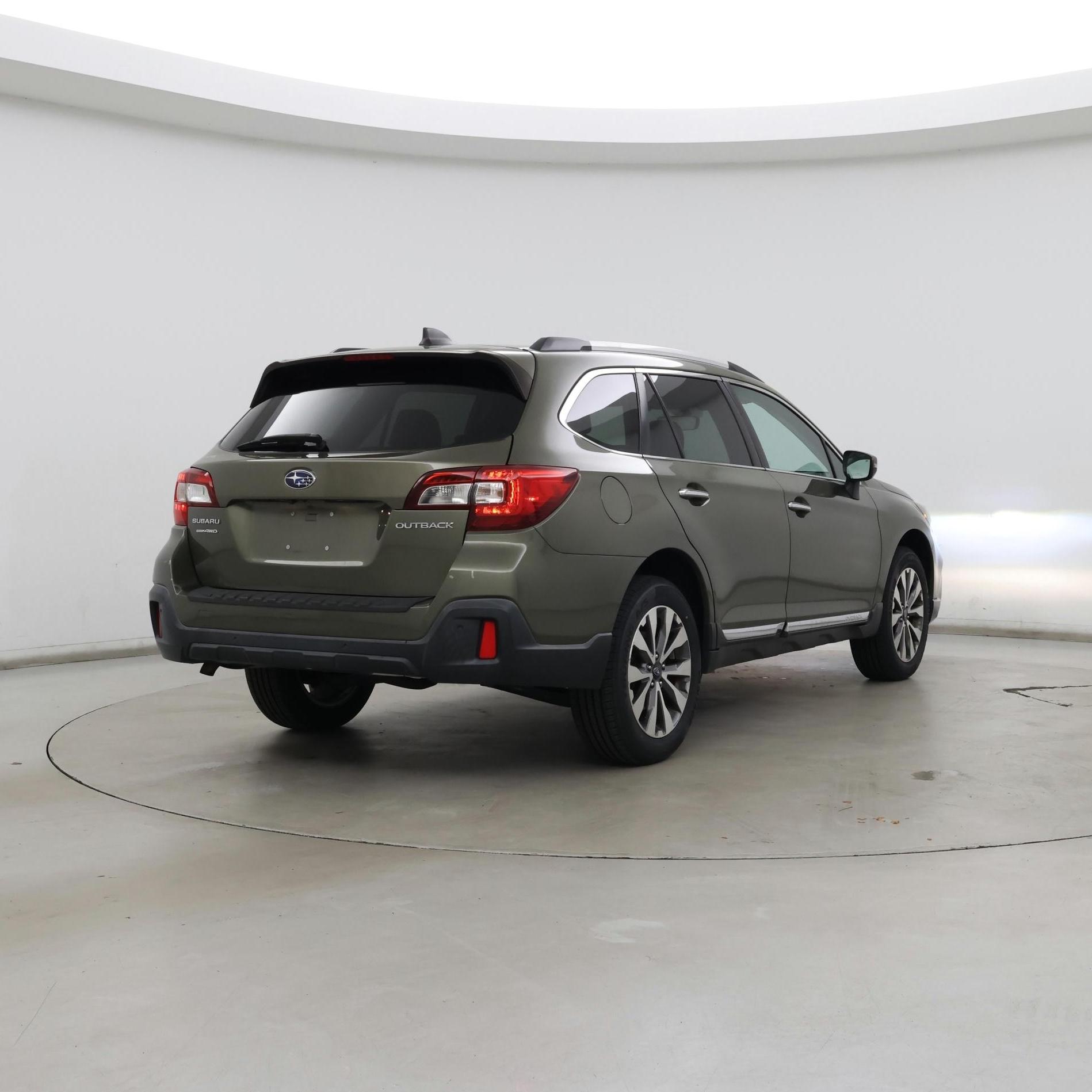Thumbnail: 2018 Subaru Outback - 8