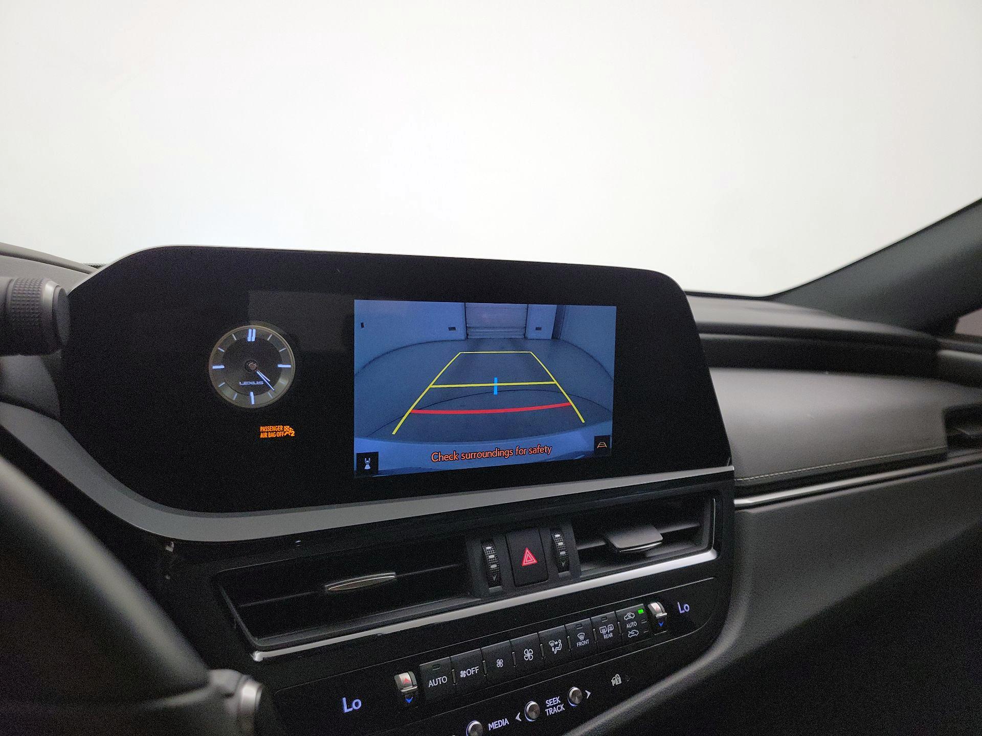 Thumbnail: 2023 Lexus ES - 14