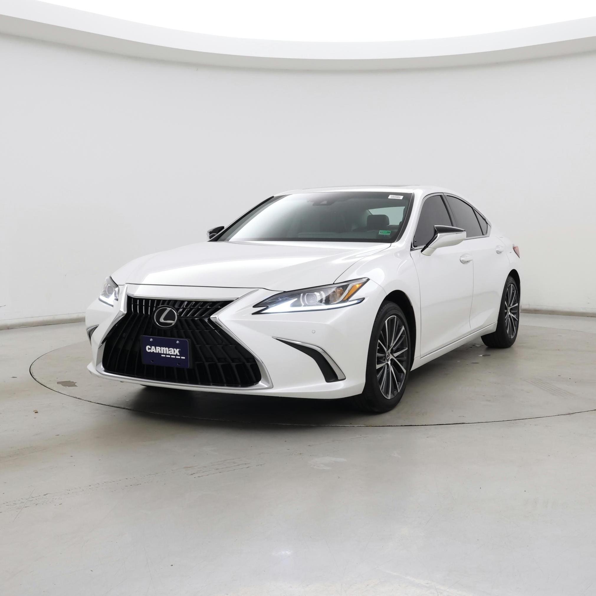 Thumbnail: 2023 Lexus ES - 4