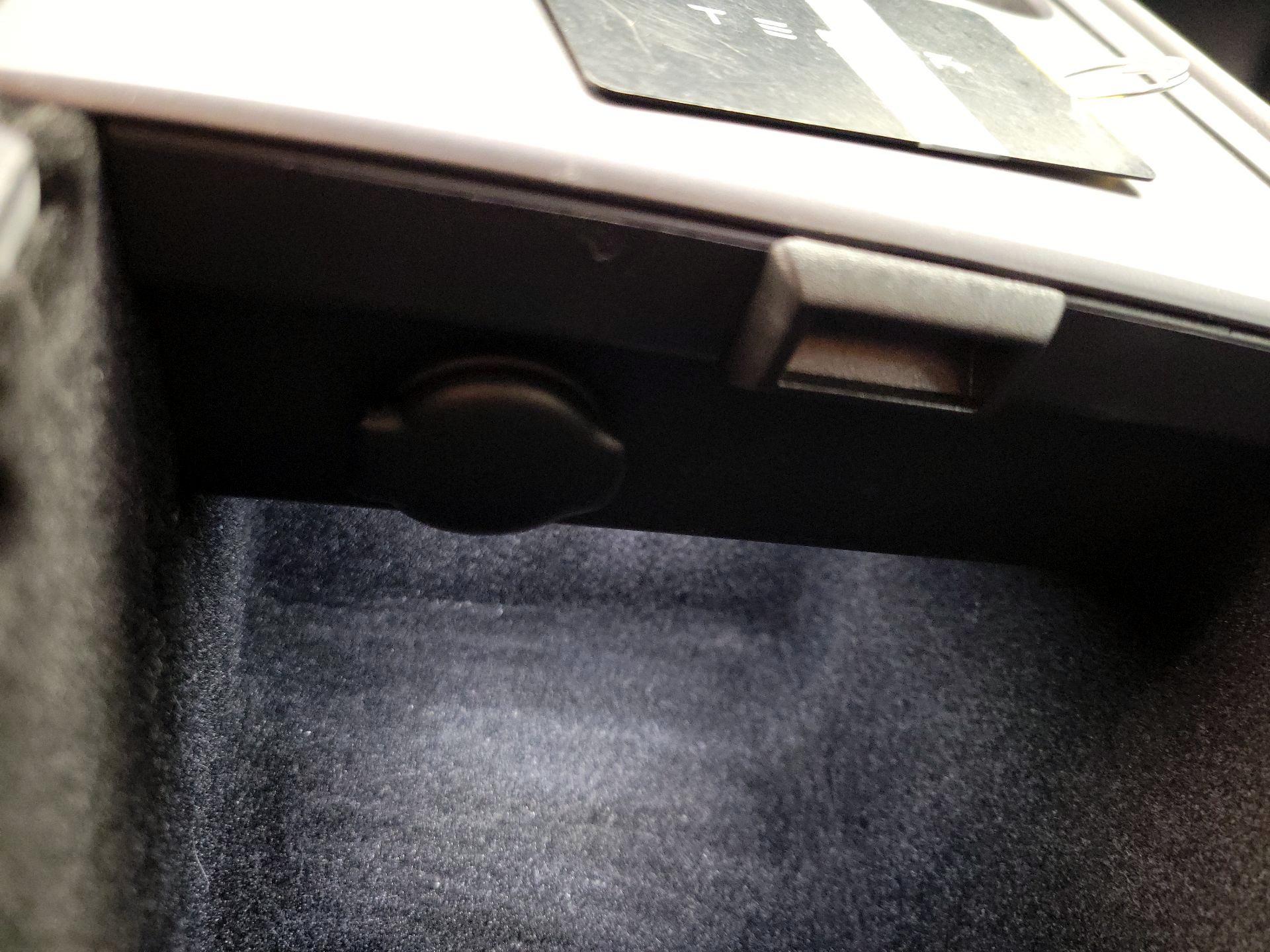 Thumbnail: 2023 Tesla Model 3 - 18