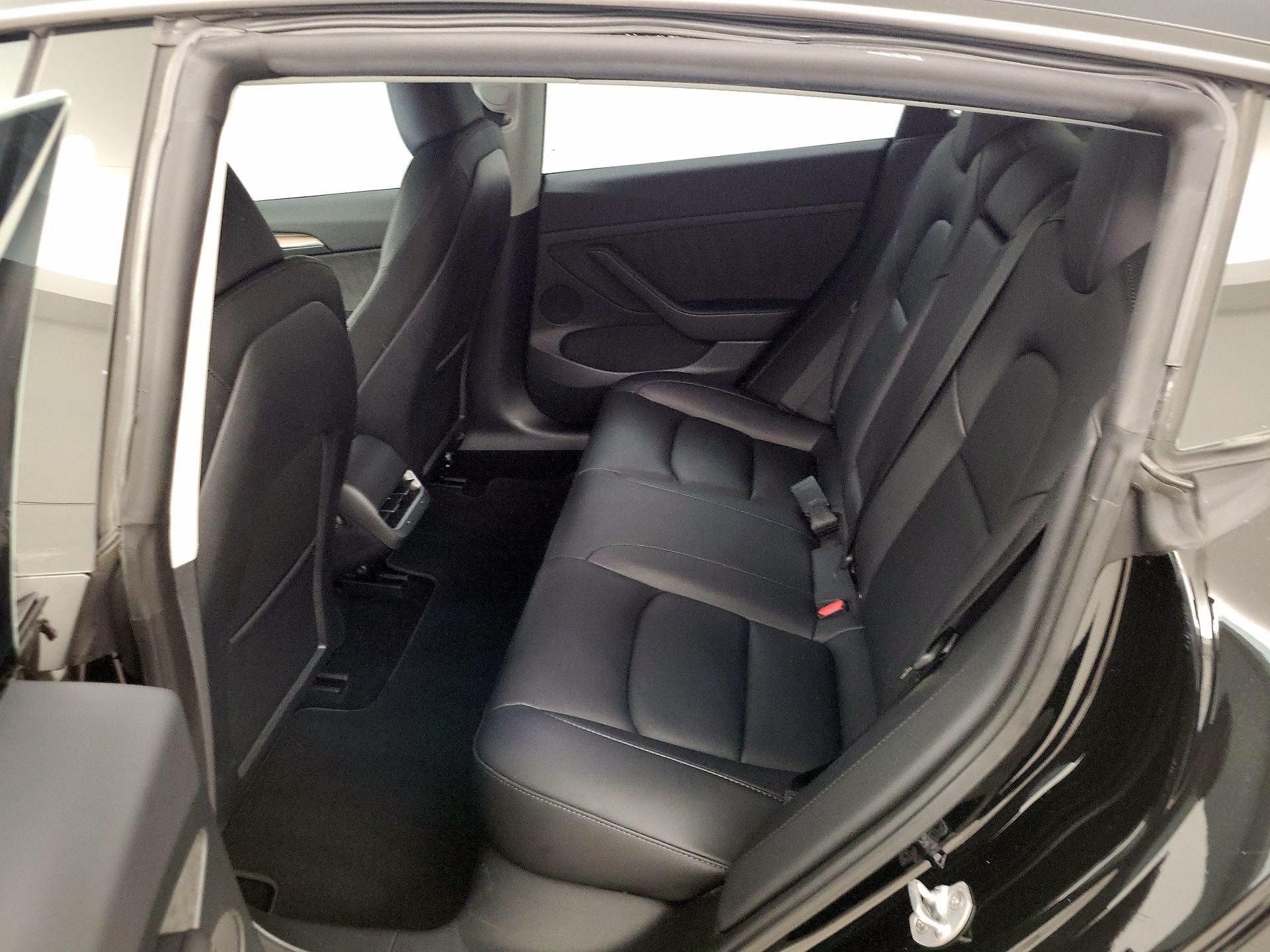 Thumbnail: 2023 Tesla Model 3 - 20