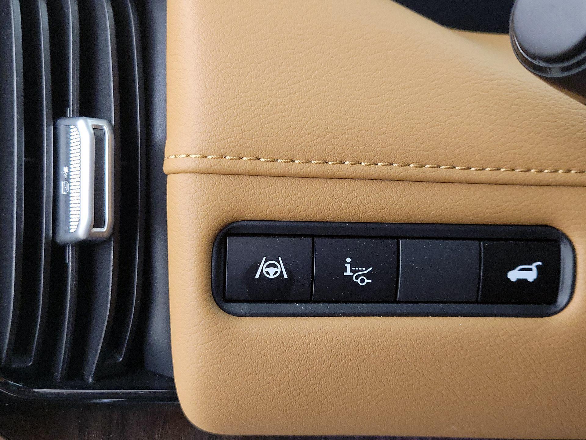 Thumbnail: 2025 Nissan Armada - 13