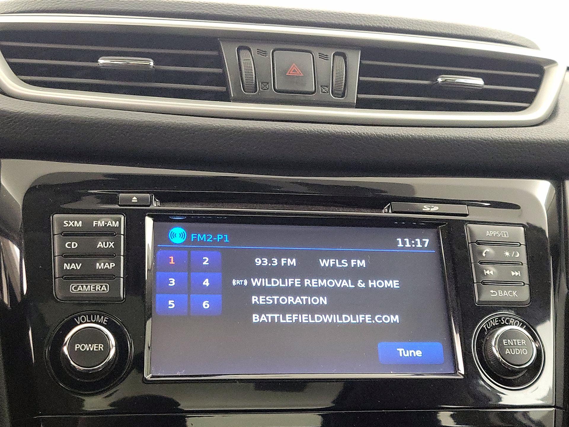 Thumbnail: 2015 Nissan Rogue - 15