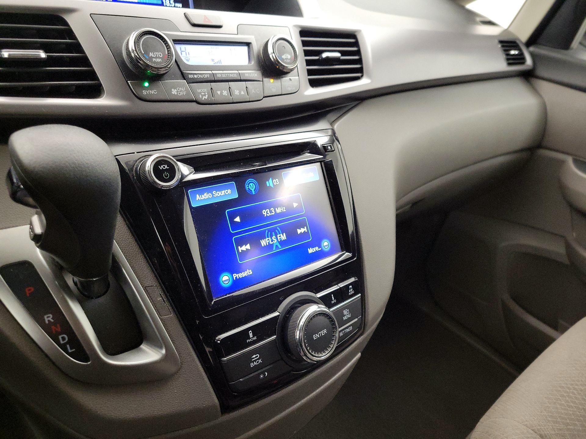 Thumbnail: 2014 Honda Odyssey - 15